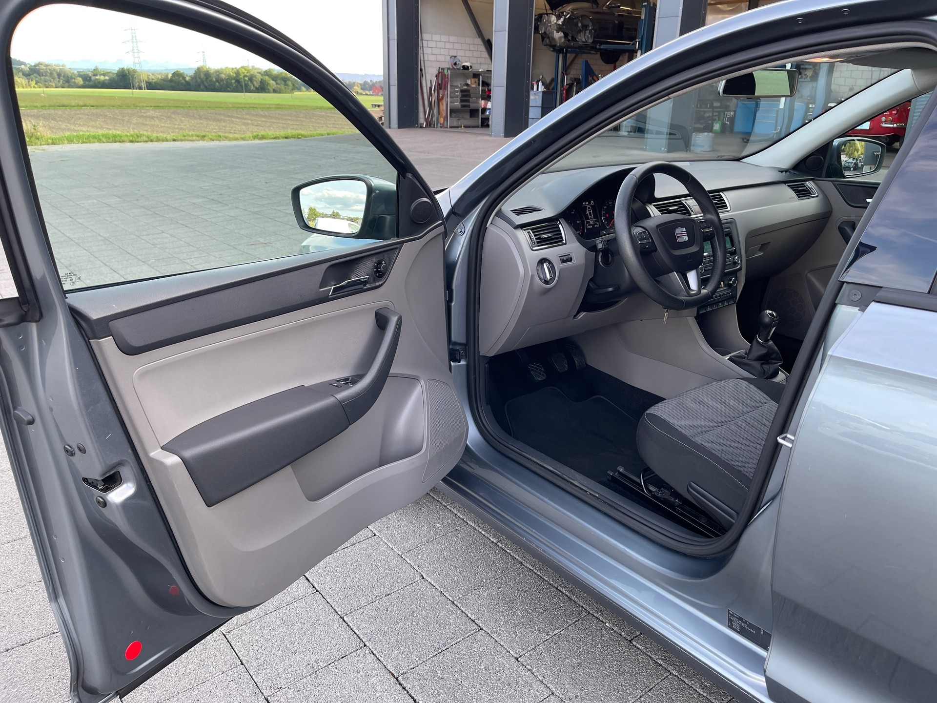 SEAT Toledo 1.6 TDI Style Stopp-Start-image-6