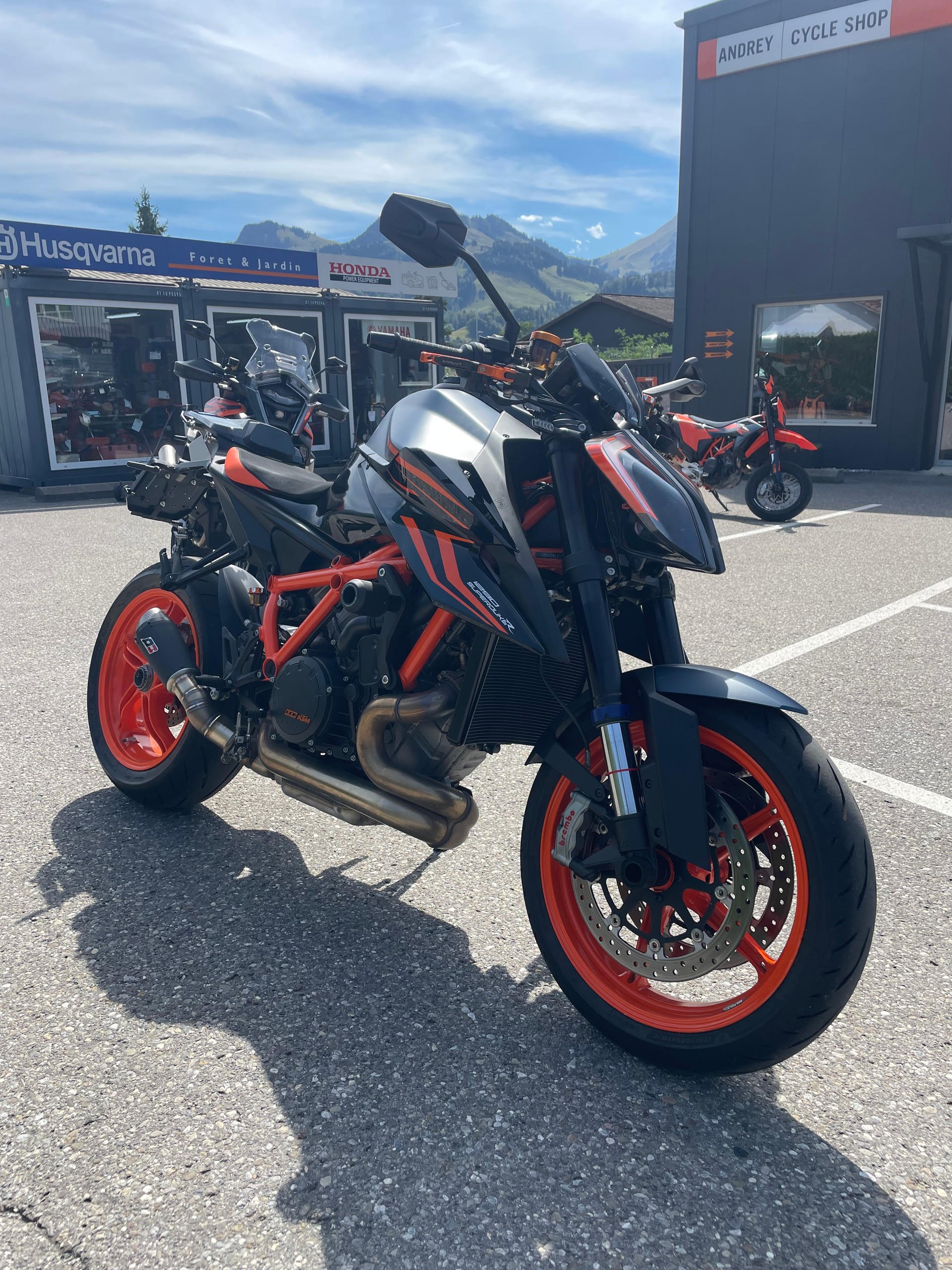 KTM 1290 Super Duke R EVO