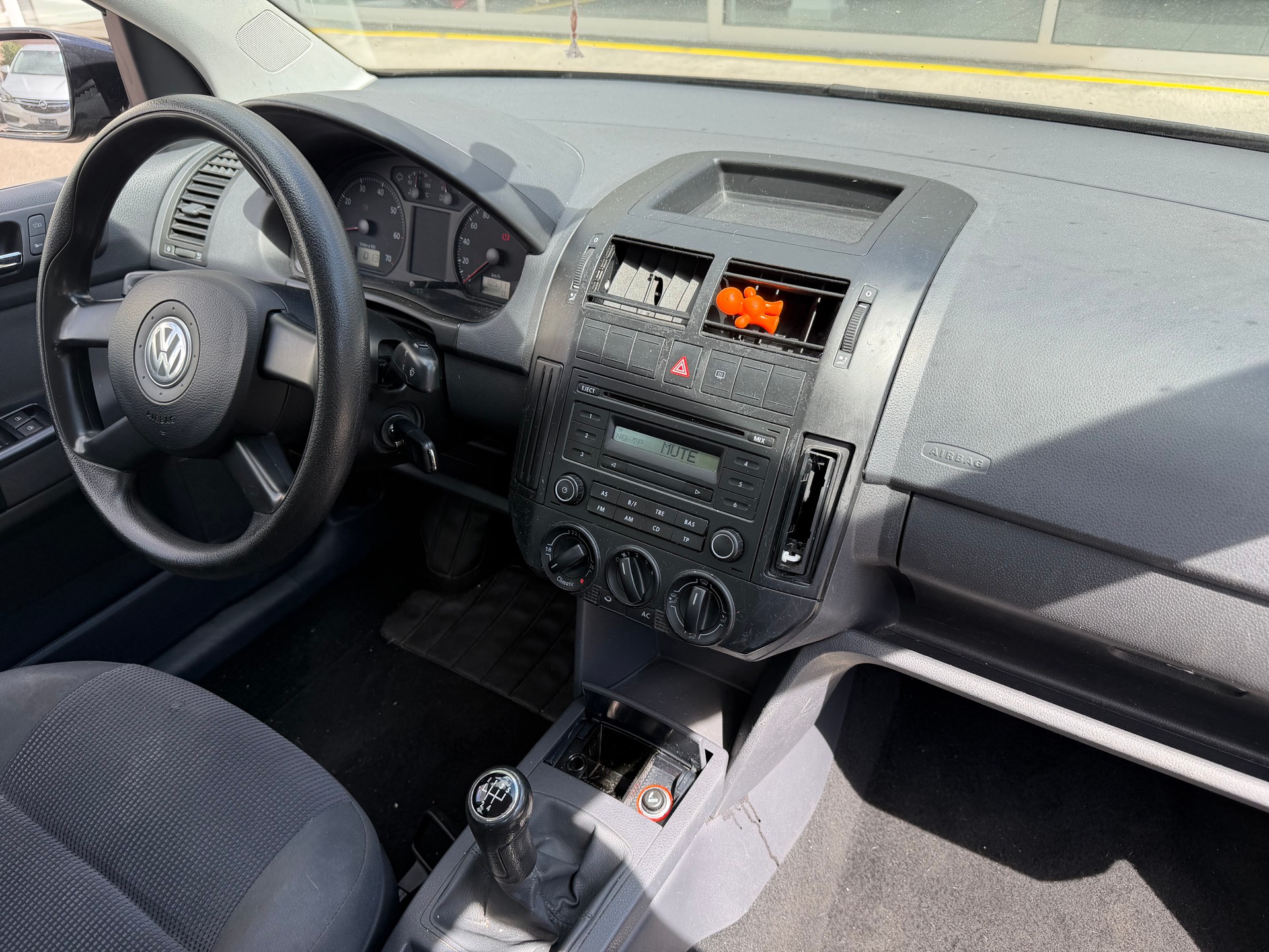 VW Polo 1.4 16V Comfortline-image-13