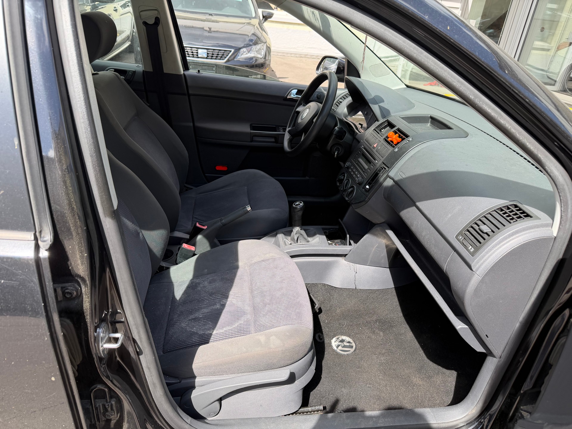 VW Polo 1.4 16V Comfortline-image-14