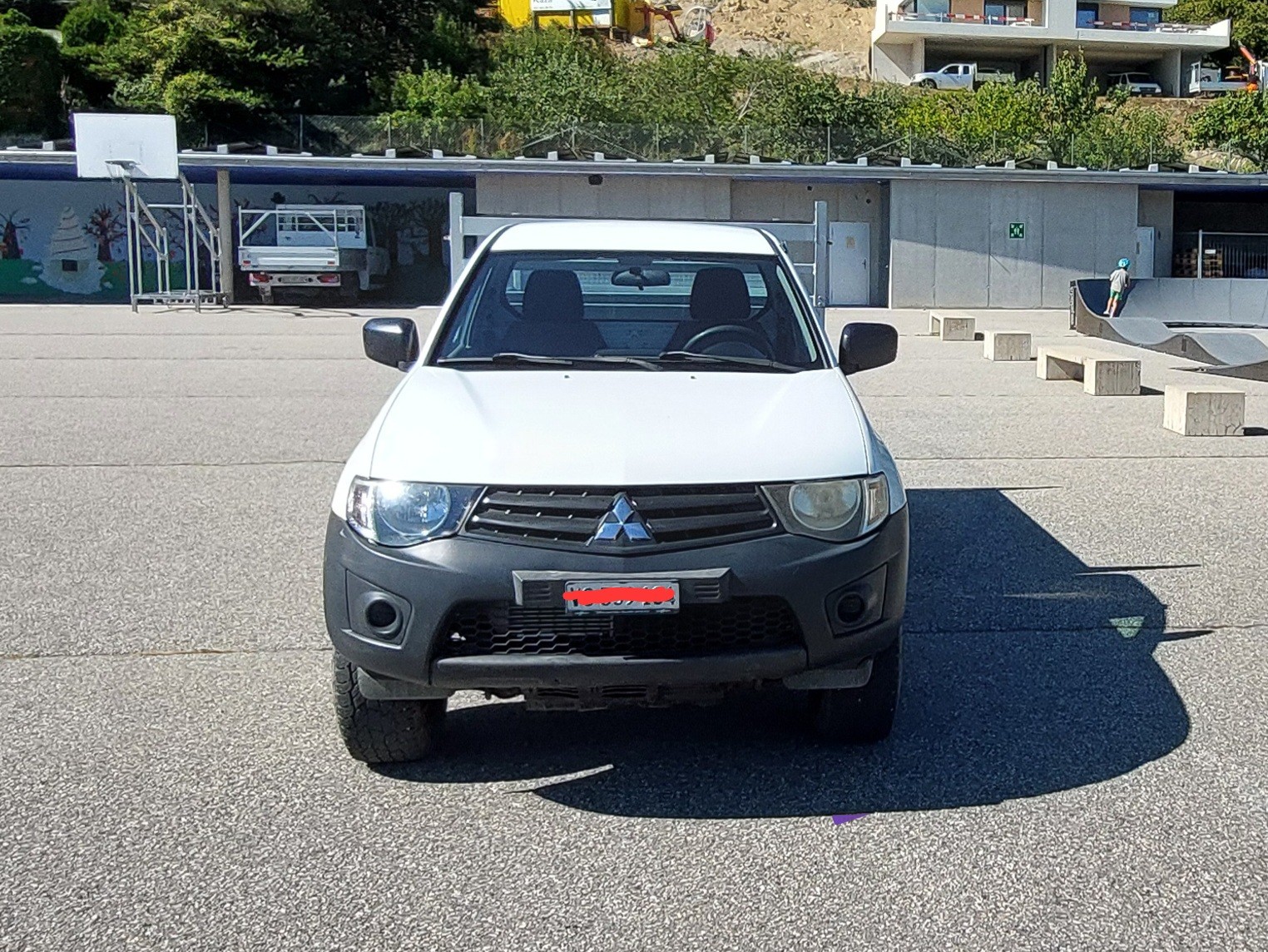 MITSUBISHI 2.5 DID 136 4x4 Inform-image-3