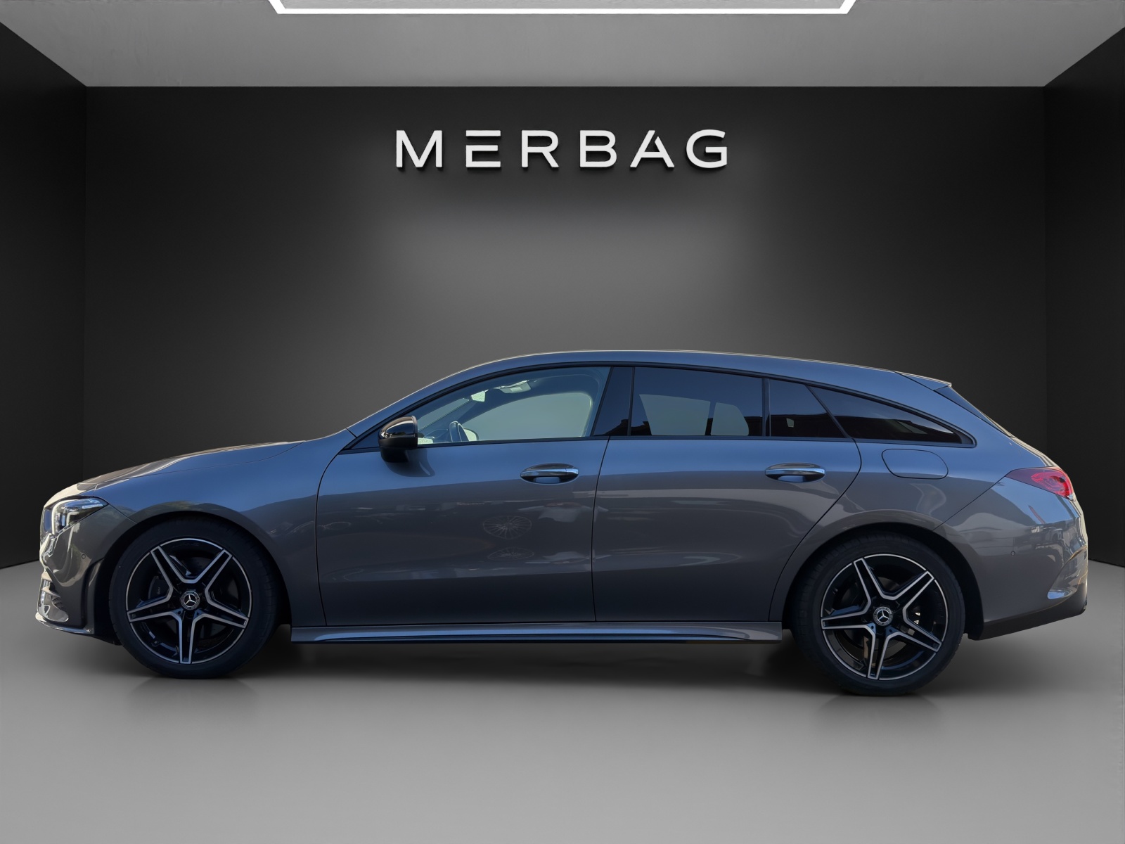 MERCEDES-BENZ CLA Shooting Brake 200 AMG Line 7G-DCT-image-4