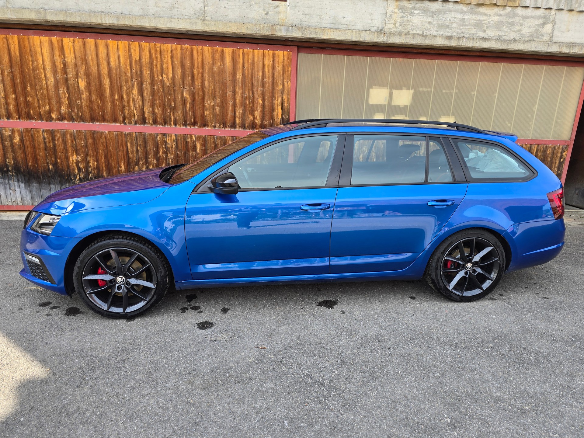 SKODA 2.0 TDI 184 RS 4x4 DSG-image-1