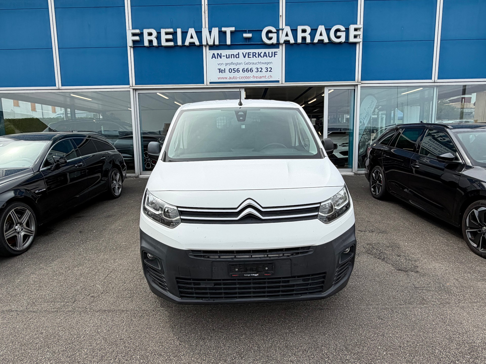 CITROEN Berlingo Van 1.6 Blue HDi 100 s/s Worker Long 1000kg-image-0