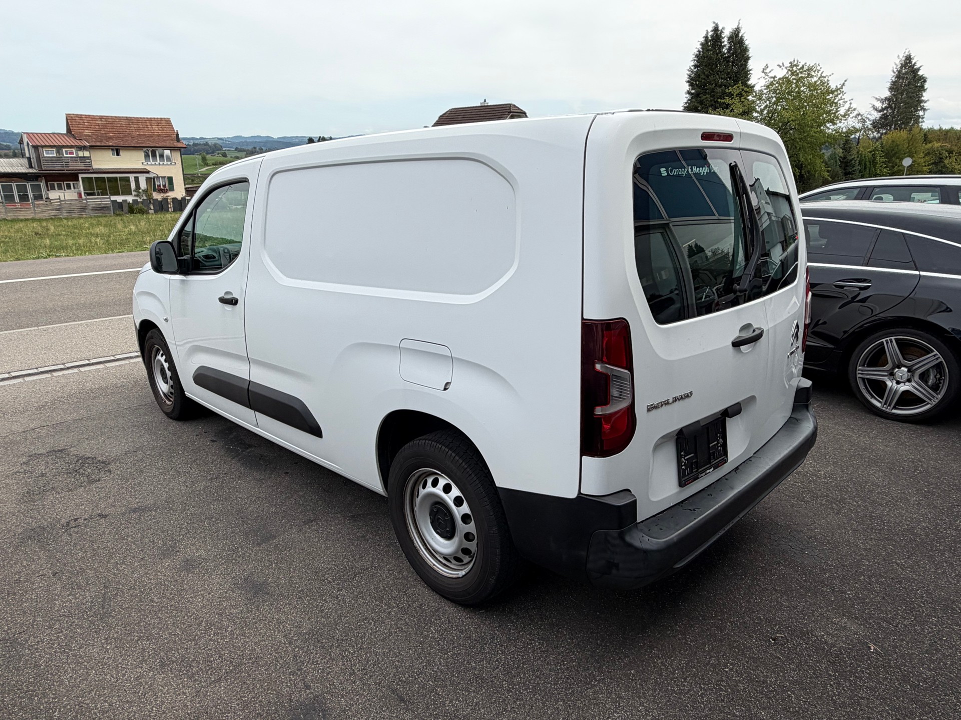 CITROEN Berlingo Van 1.6 Blue HDi 100 s/s Worker Long 1000kg-image-2