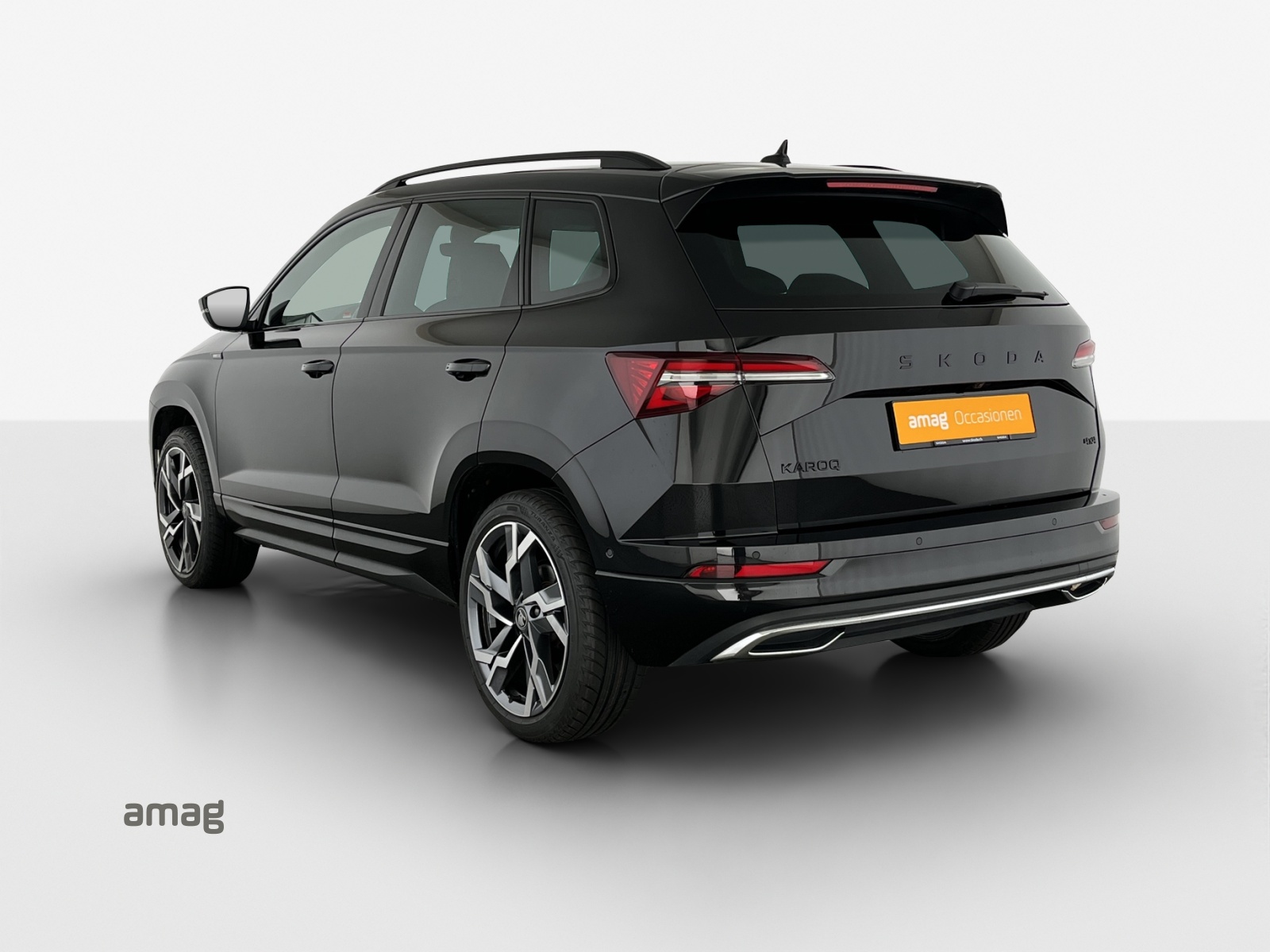 SKODA Karoq 2.0 TSI SportLine 4x4 DSG-image-2
