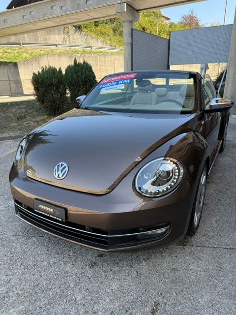 VW Beetle Cabrio 1.4 TSI Design DSG-image-3