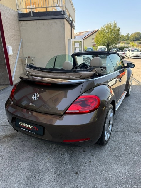 VW Beetle Cabrio 1.4 TSI Design DSG-image-8