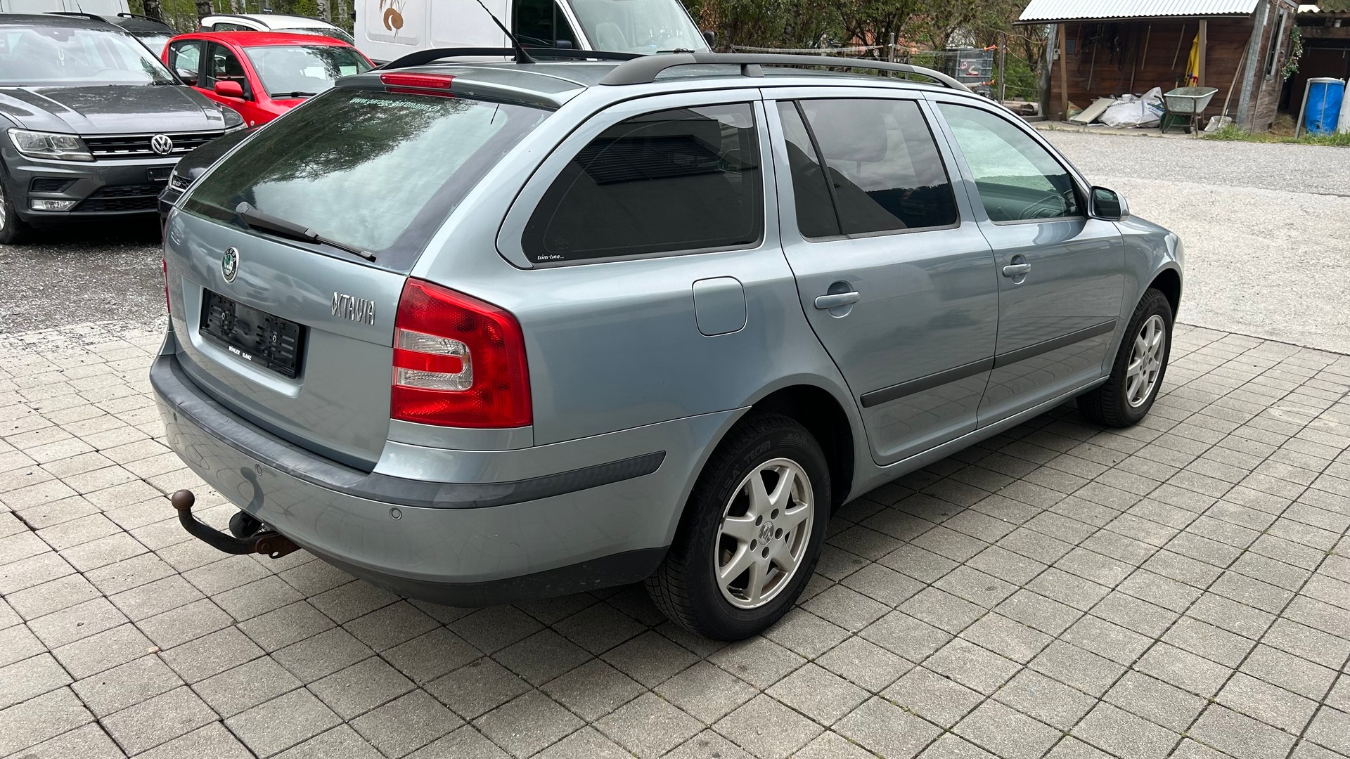 SKODA Octavia 1.9 TDI Adventure 4x4-image-3