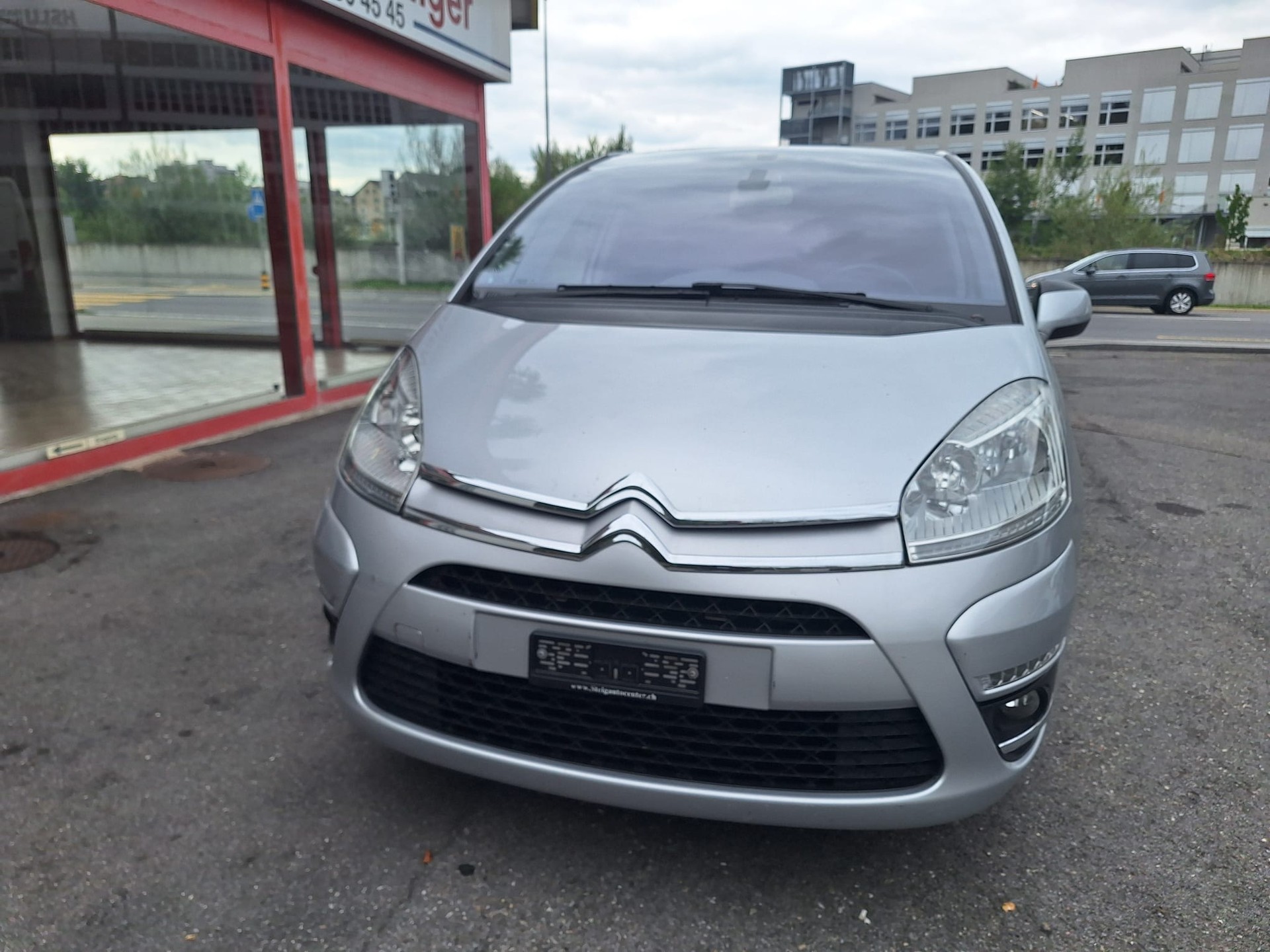 CITROEN C4 Picasso 1.6i 16V Swiss Style-image-1
