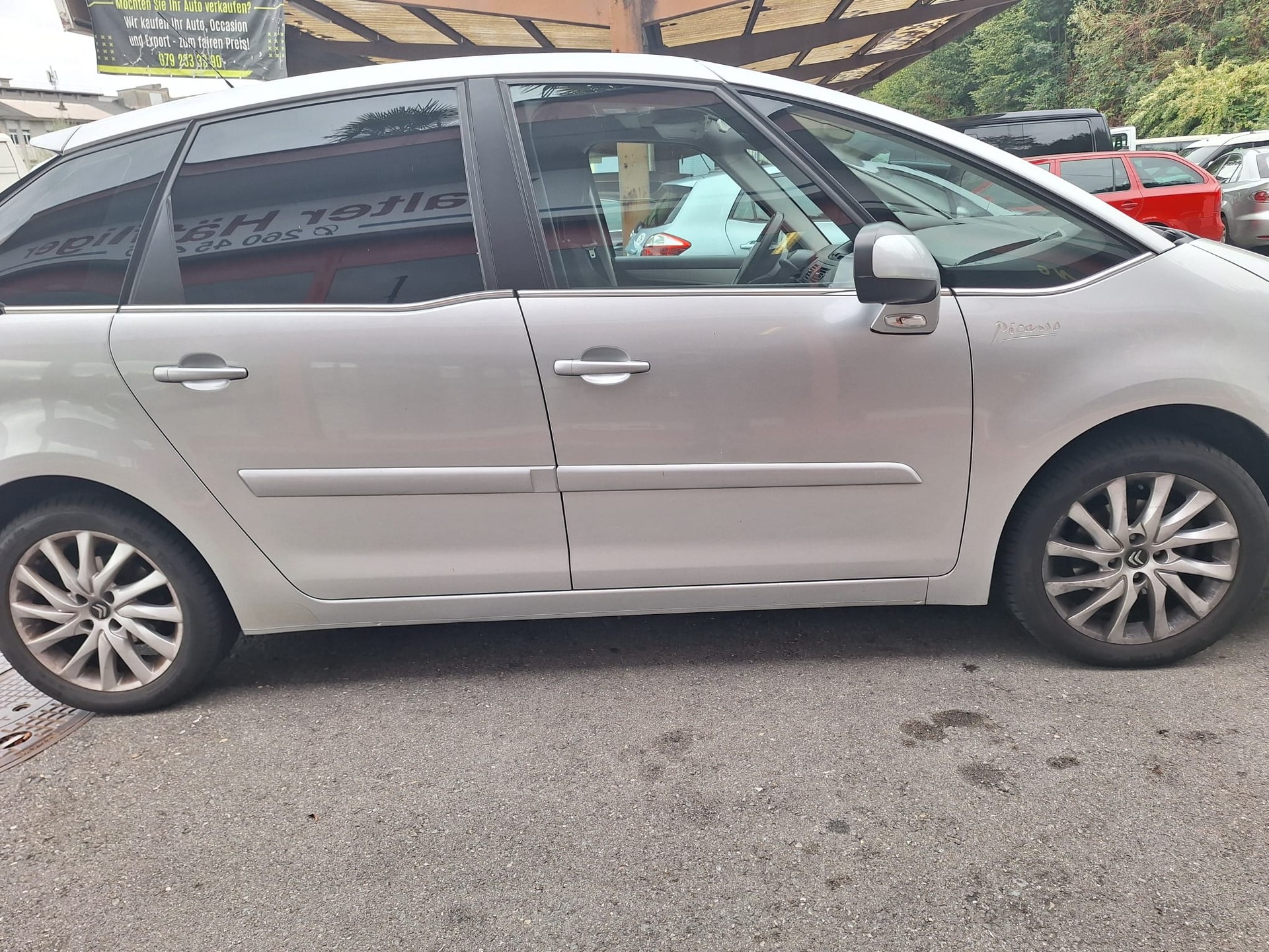 CITROEN C4 Picasso 1.6i 16V Swiss Style-image-4
