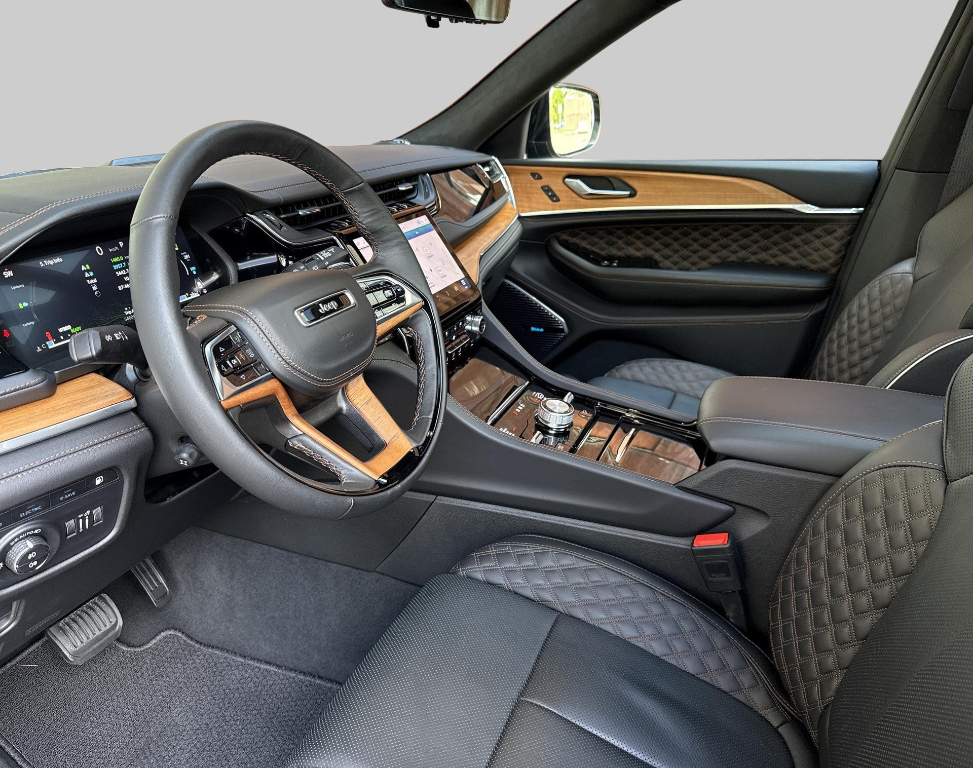 JEEP Grand Cherokee 2.0 Turbo Summi-image-2