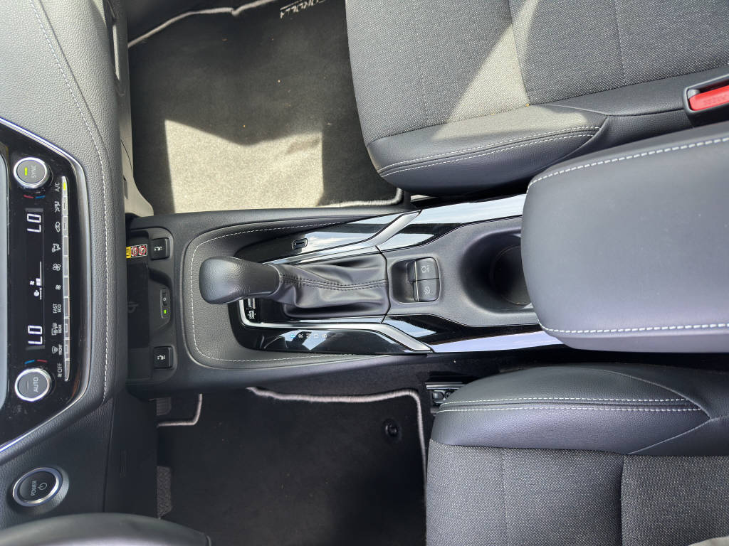 TOYOTA Corolla Touring Sports 1.8 HSD Trend-image-11