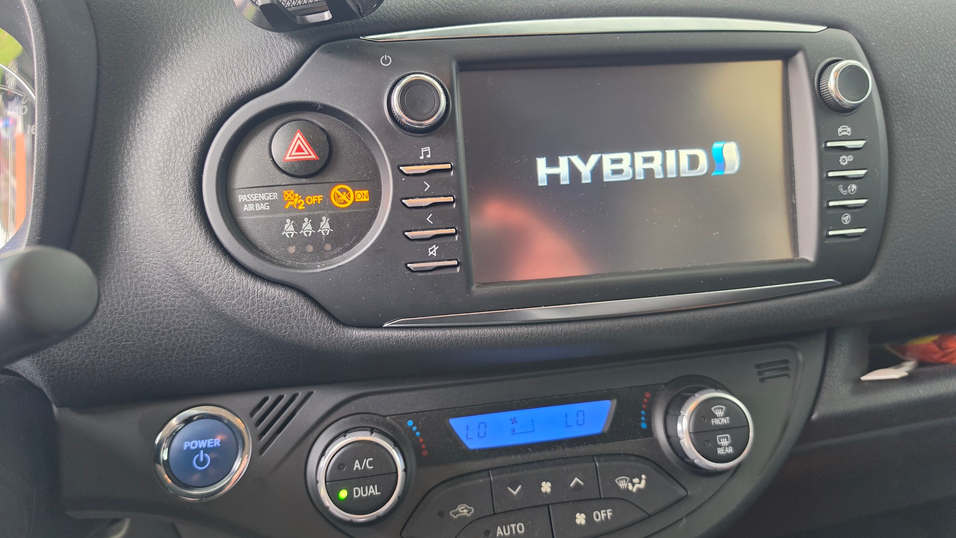 TOYOTA 1.5 VVT-i HSD Trend Y20-image-4