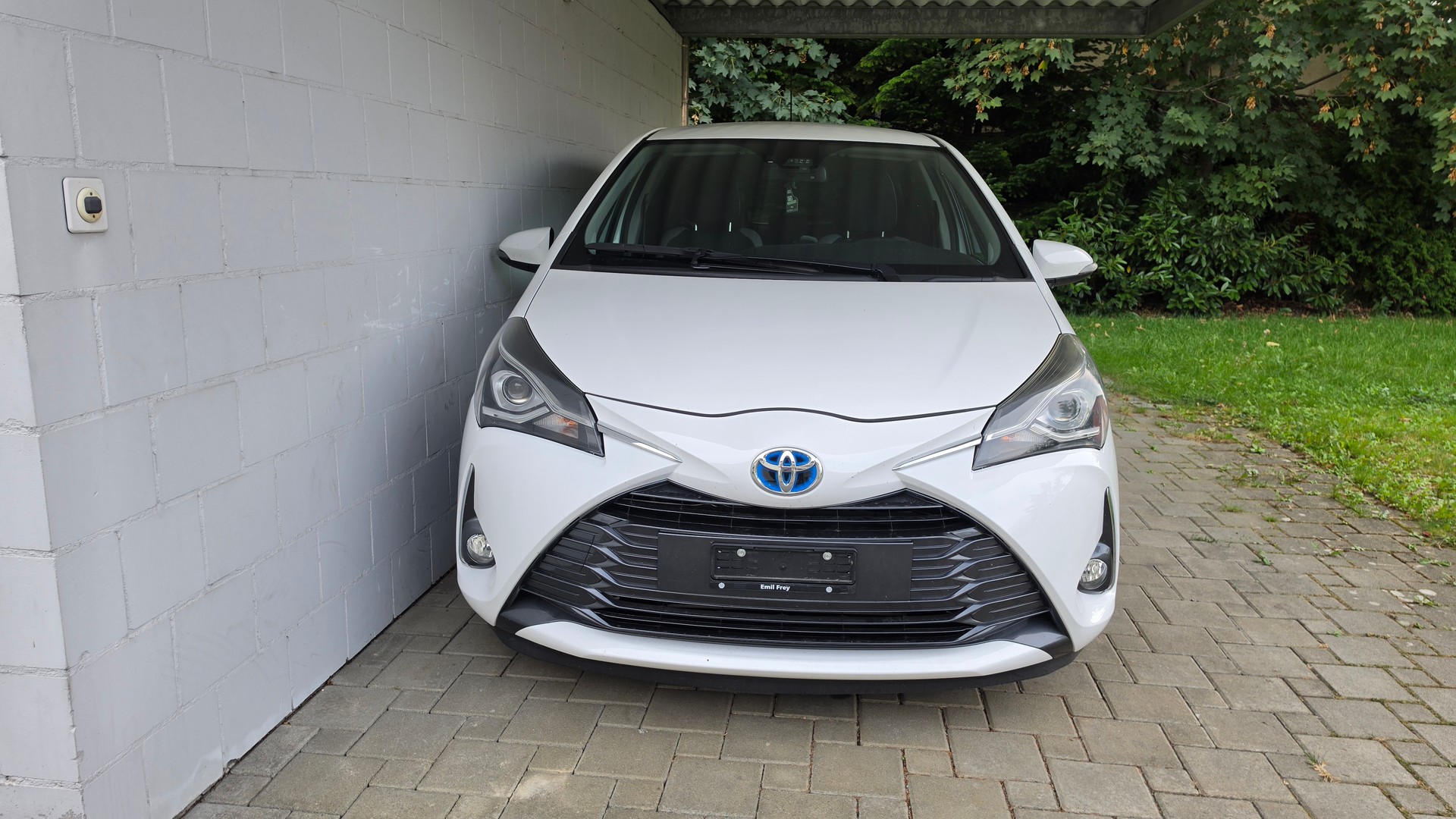 TOYOTA 1.5 VVT-i HSD Trend Y20-image-1