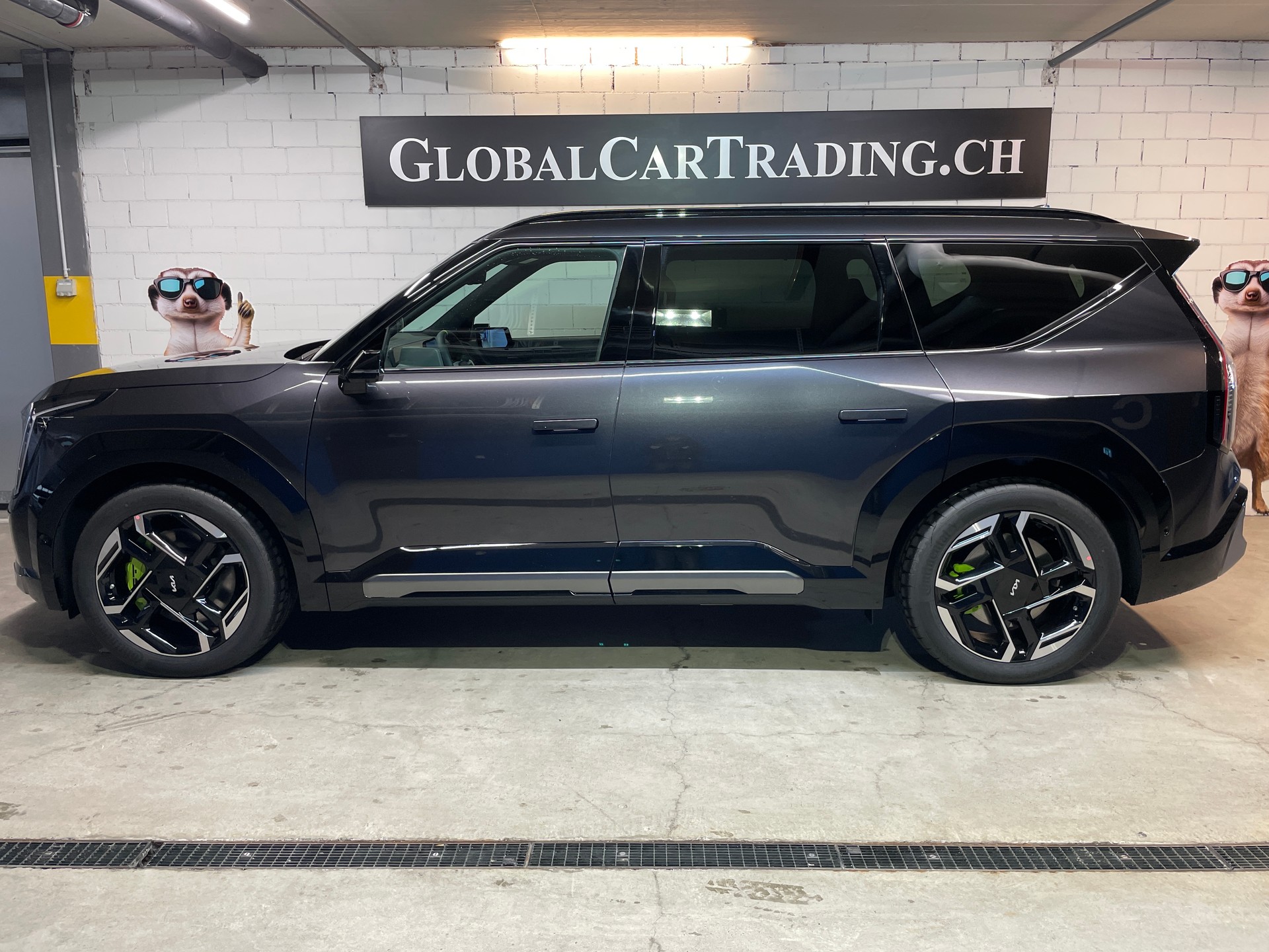 KIA EV9 99,8 kWh GT 4x4 mit Panorama Schiebedach und Digitale Rückspiegel-image-8