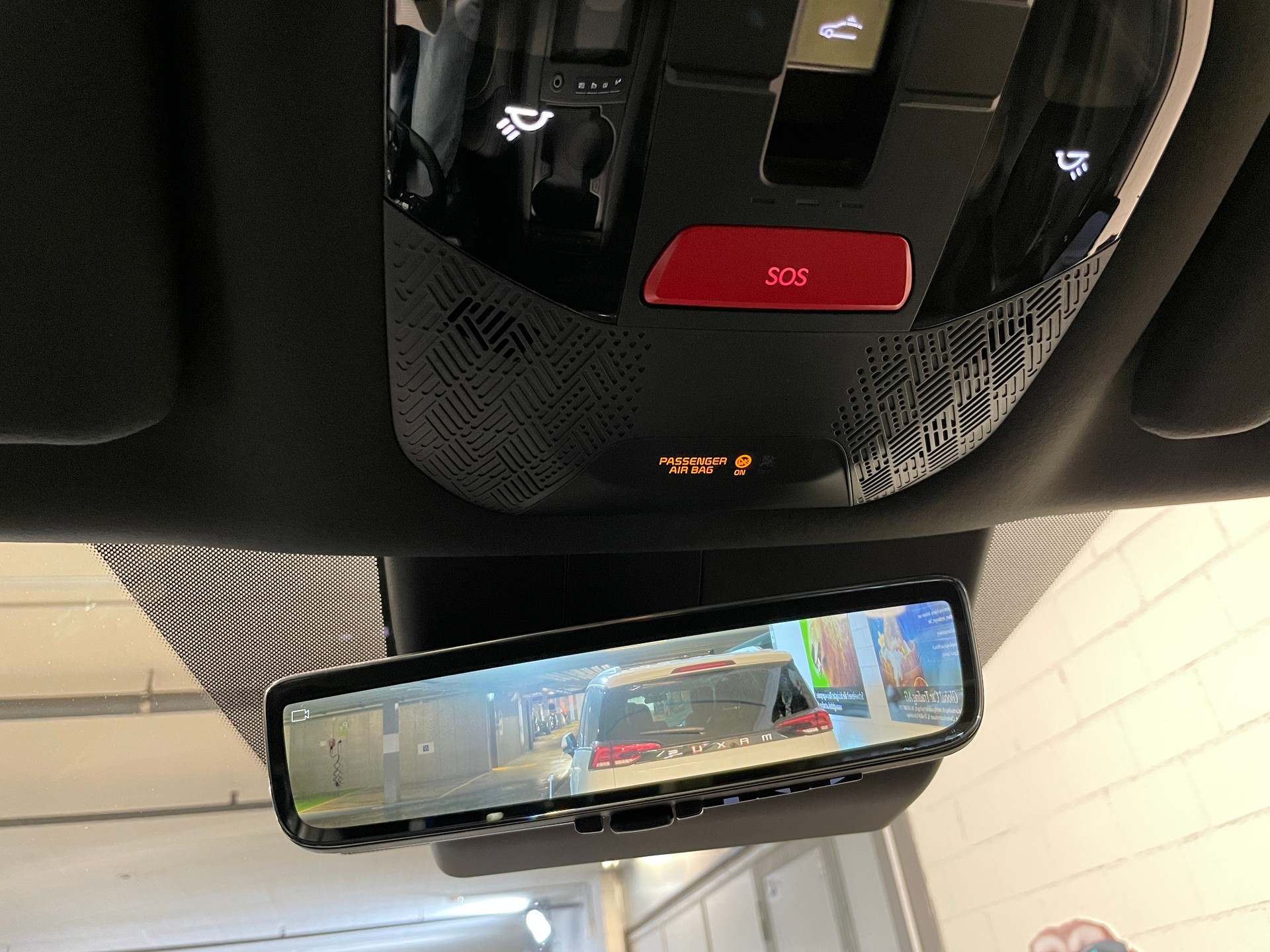 KIA EV9 99,8 kWh GT 4x4 mit Panorama Schiebedach und Digitale Rückspiegel-image-29