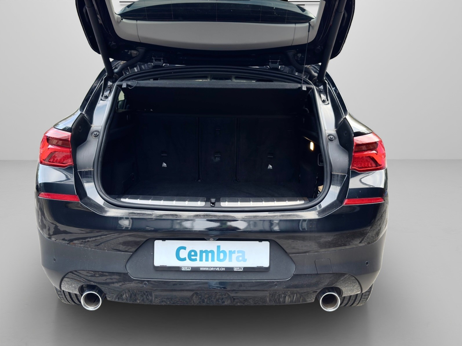 BMW X2 sDrive 18d Steptronic-image-11