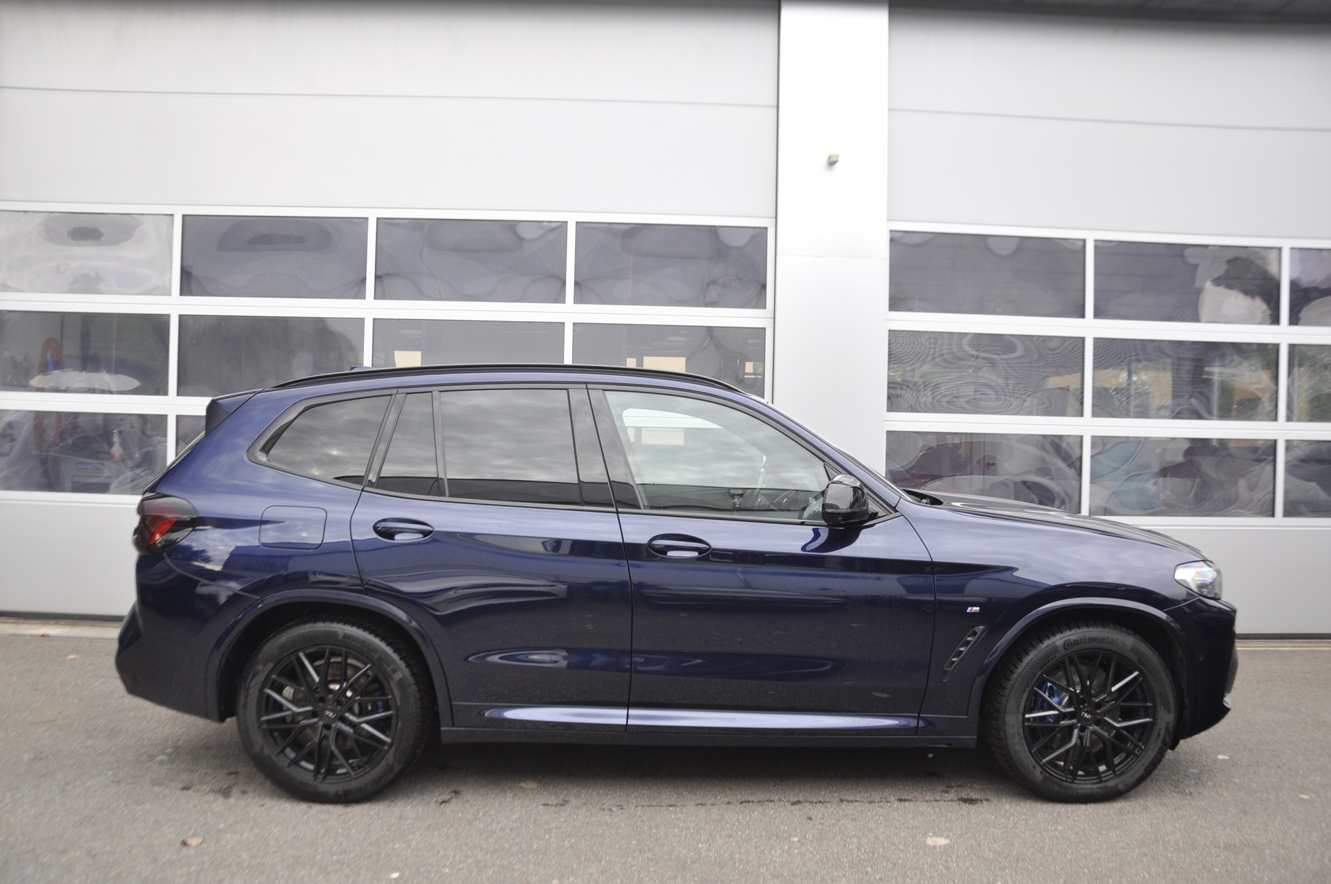 BMW X3 xDrive 48V M40d M Sport Edition Individual Steptronic-image-1