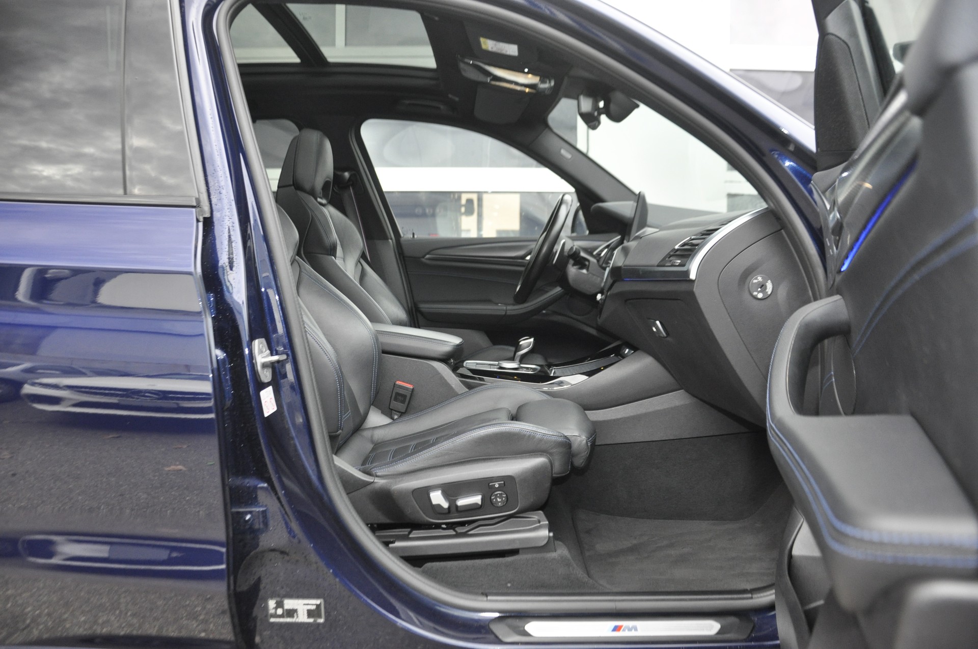 BMW X3 xDrive 48V M40d M Sport Edition Individual Steptronic-image-10