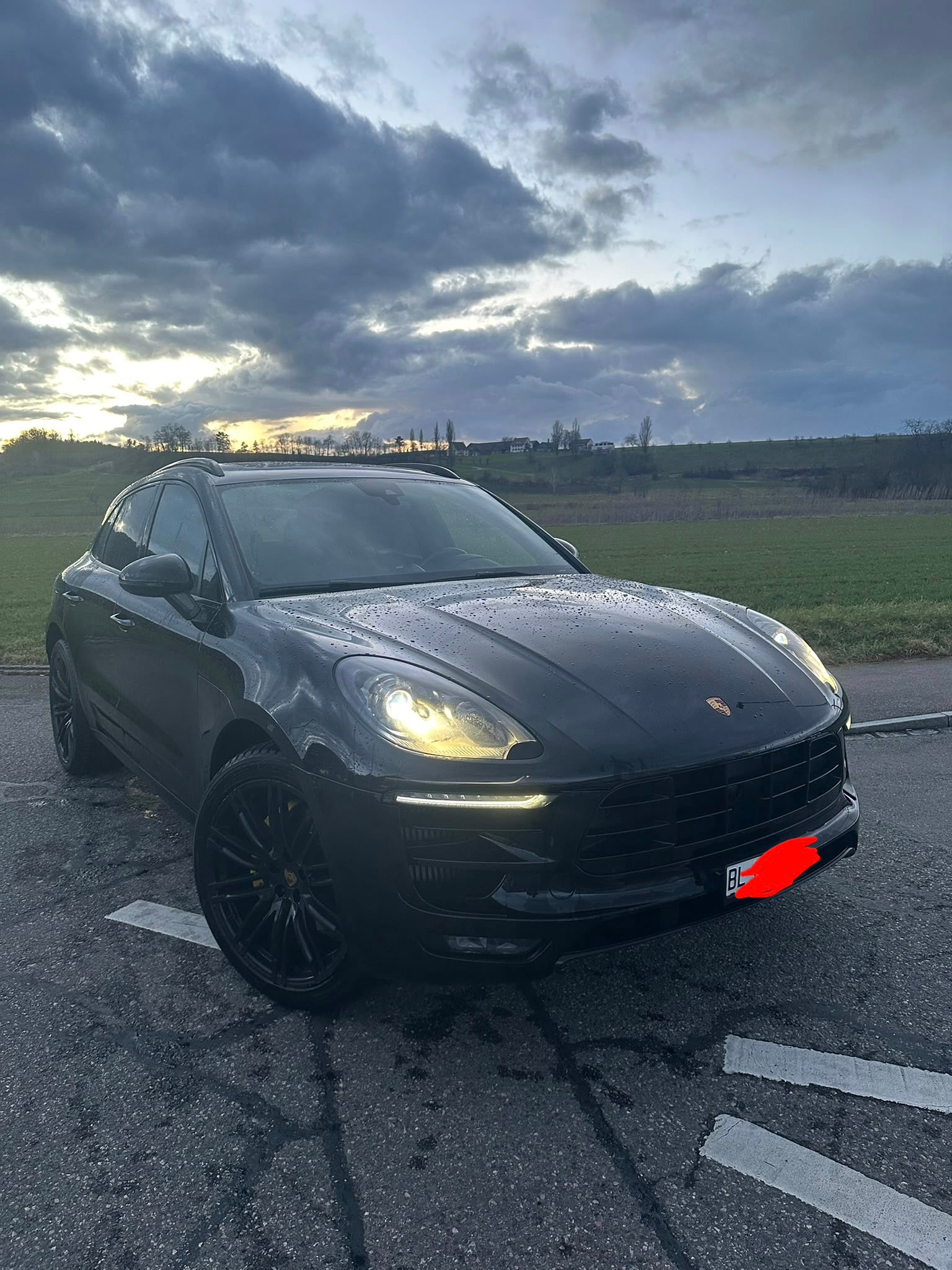 PORSCHE Macan S-image-0
