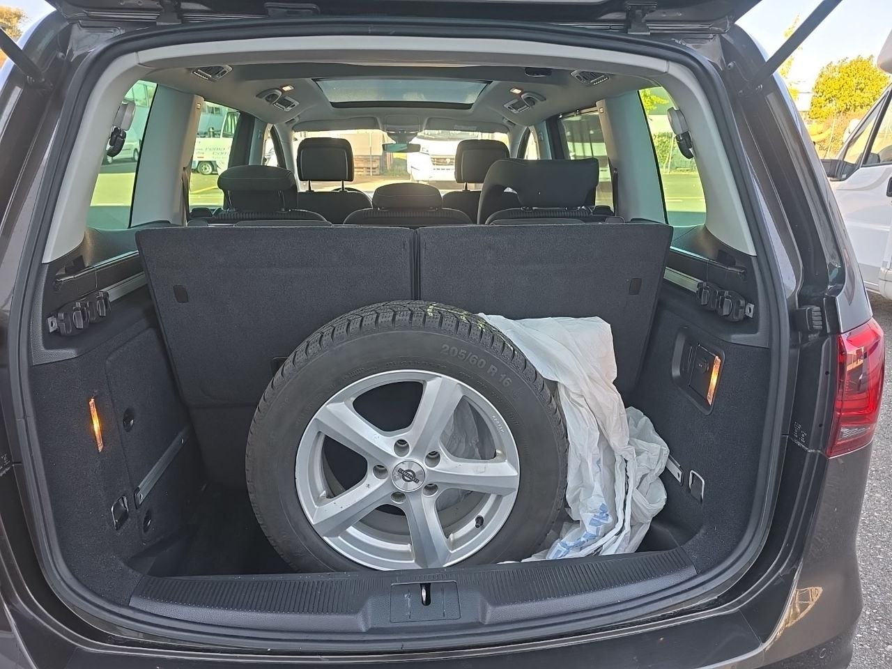 SEAT Alhambra 2.0 TDI Style Advanced DSG-image-24