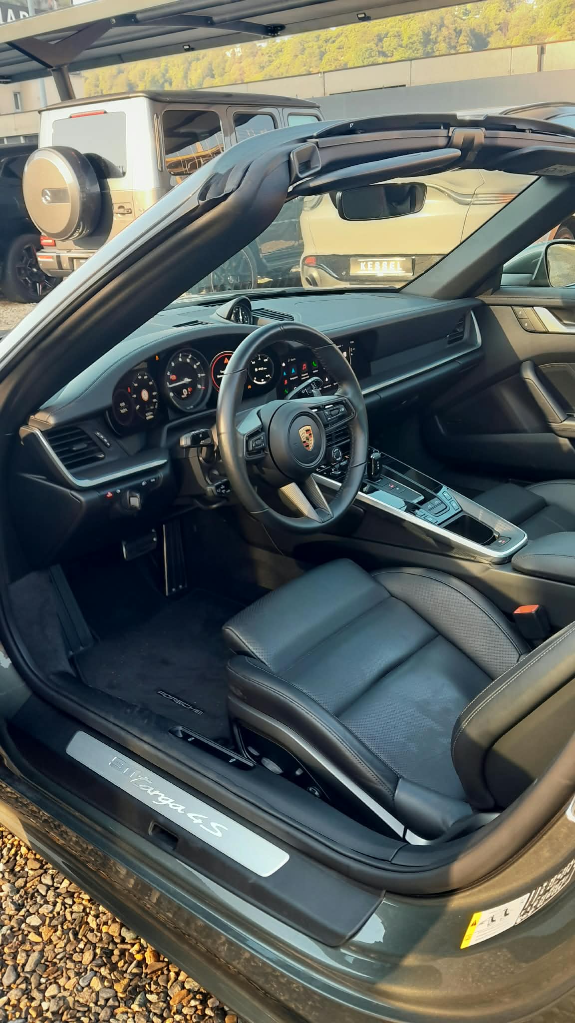 PORSCHE 911 Targa 4S-image-5