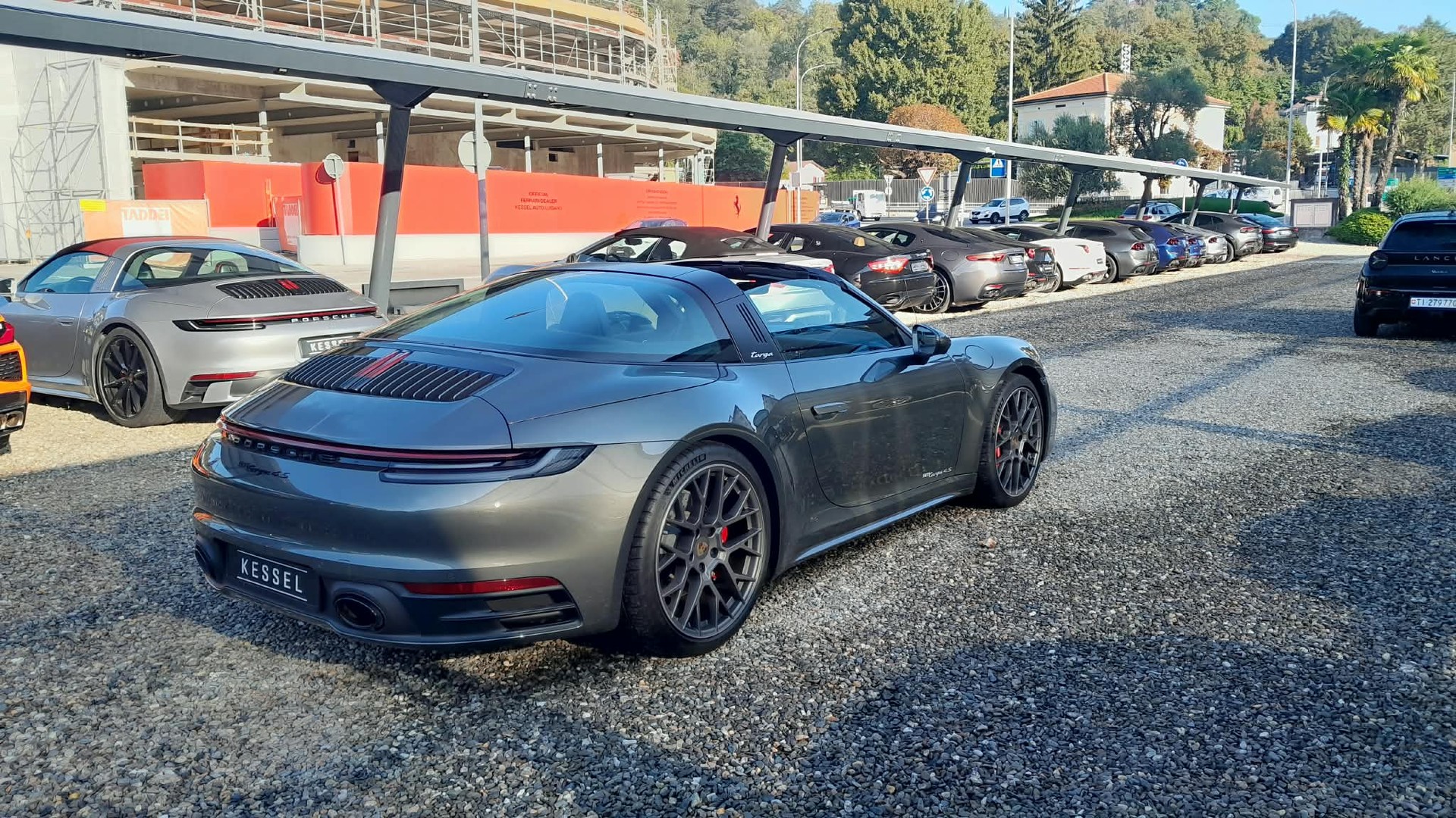 PORSCHE 911 Targa 4S-image-2