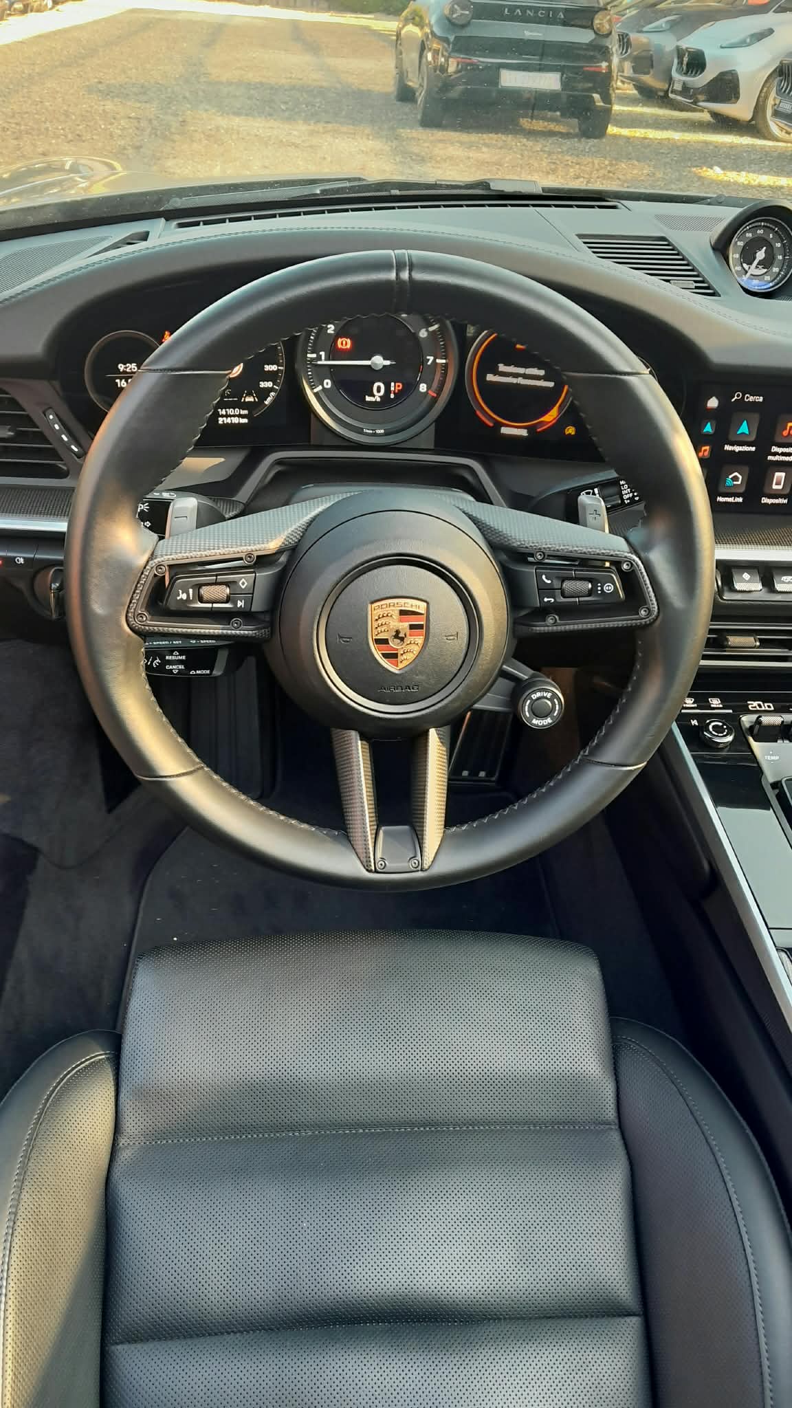 PORSCHE 911 Targa 4S-image-6