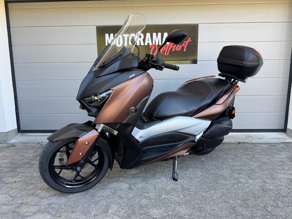 YAMAHA X-Max CZD 300 ABS-showroom-element-3