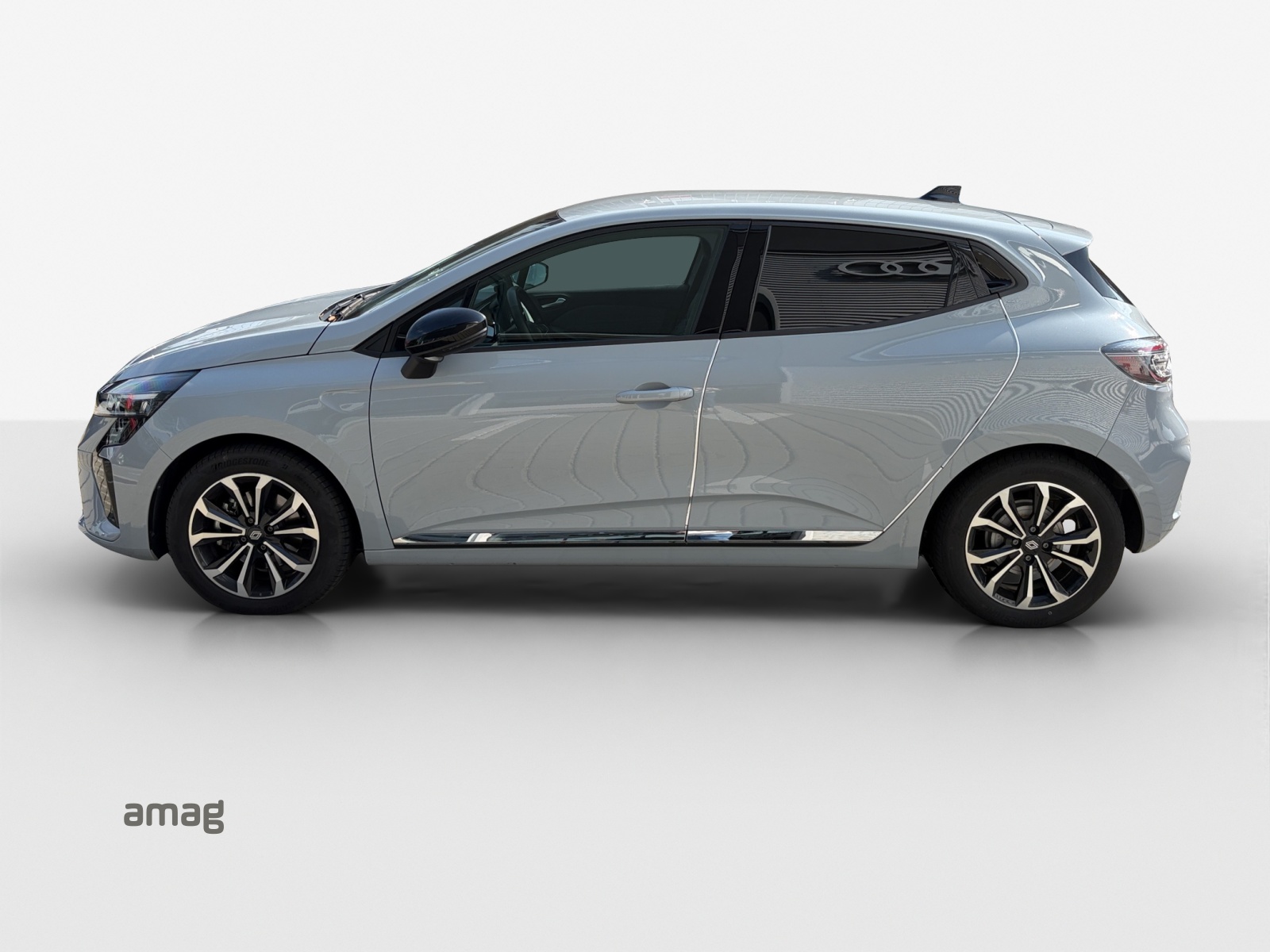 RENAULT Clio 1.6 E-Tech Techno-image-1