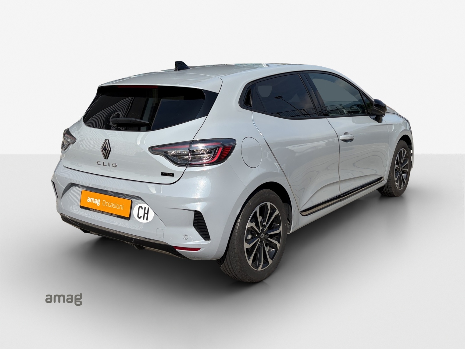 RENAULT Clio 1.6 E-Tech Techno-image-4