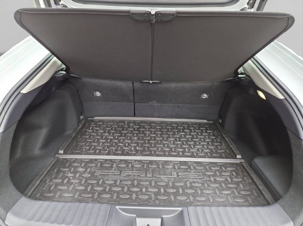 TOYOTA Prius 2.0 Plug-In-Hybrid Premi 47329/000-image-16