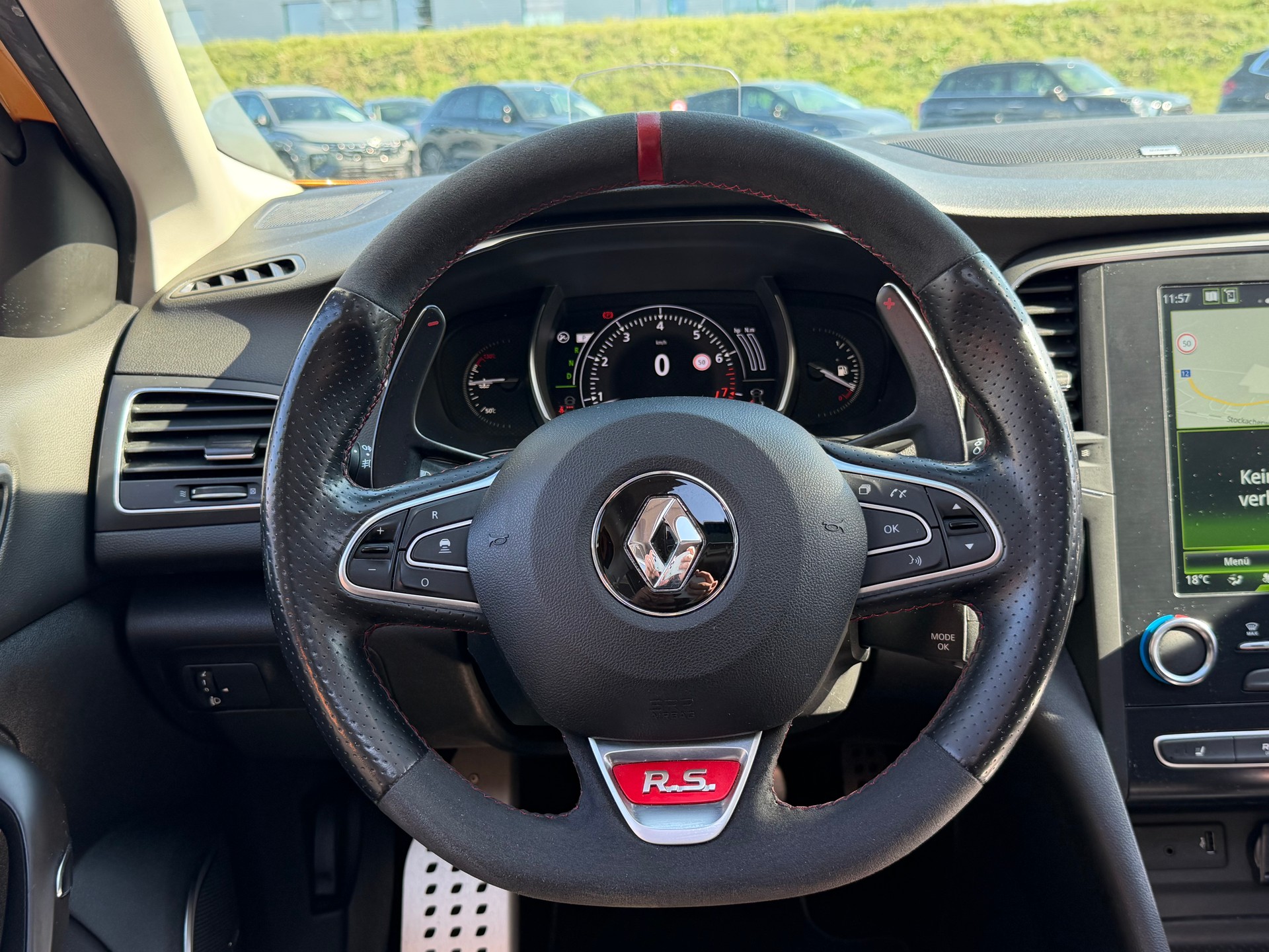RENAULT Mégane Trophy 300 EDC+++TOP AUSSTATTUNG+++PANORAMA+++-image-11