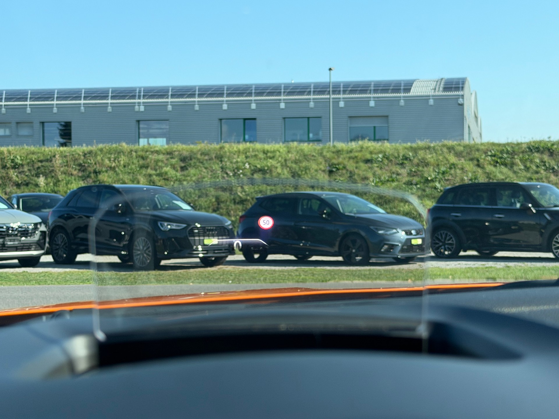 RENAULT Mégane Trophy 300 EDC+++TOP AUSSTATTUNG+++PANORAMA+++-image-7
