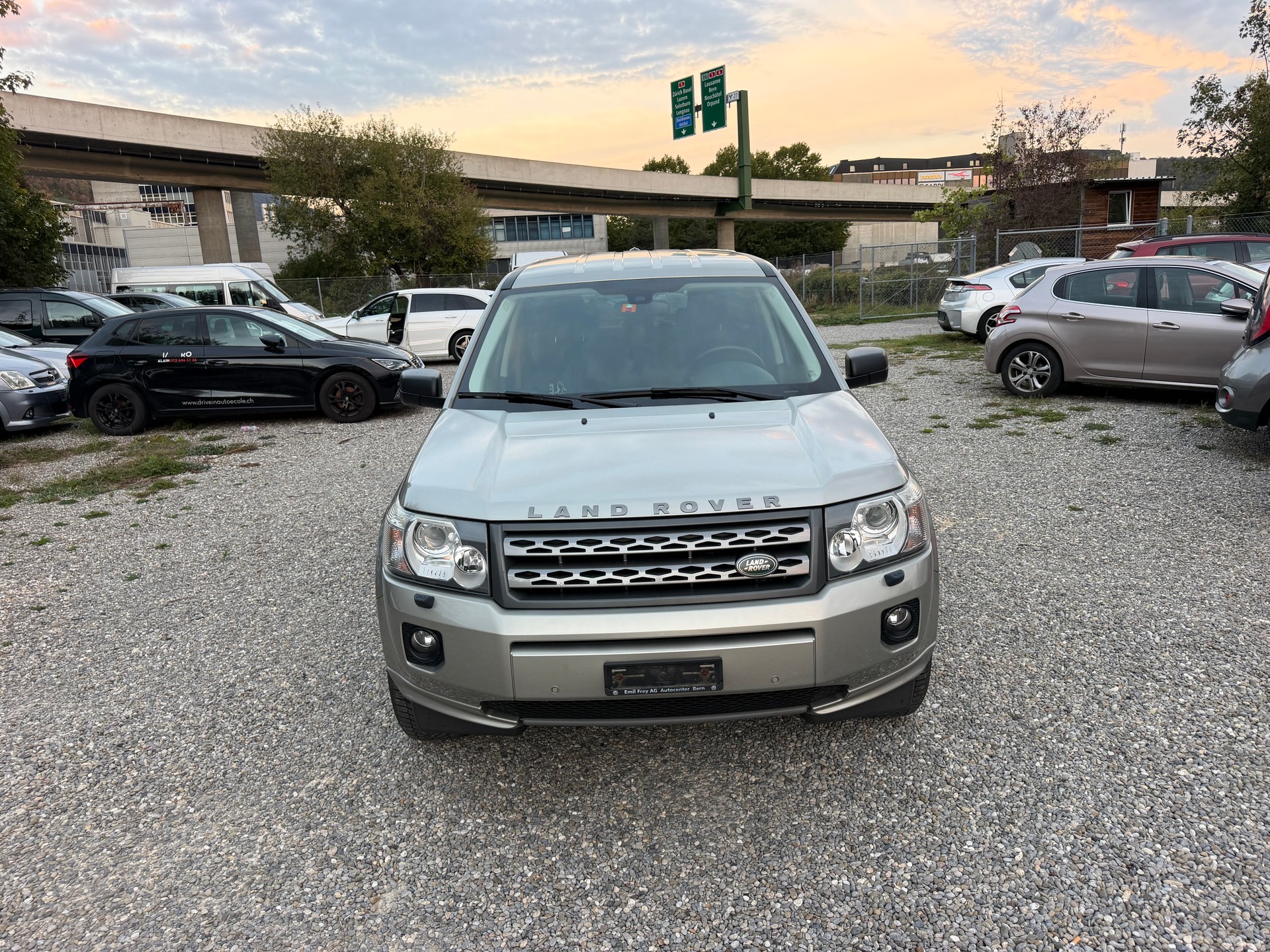 LAND ROVER Freelander 2.2 TD4 S-image-0