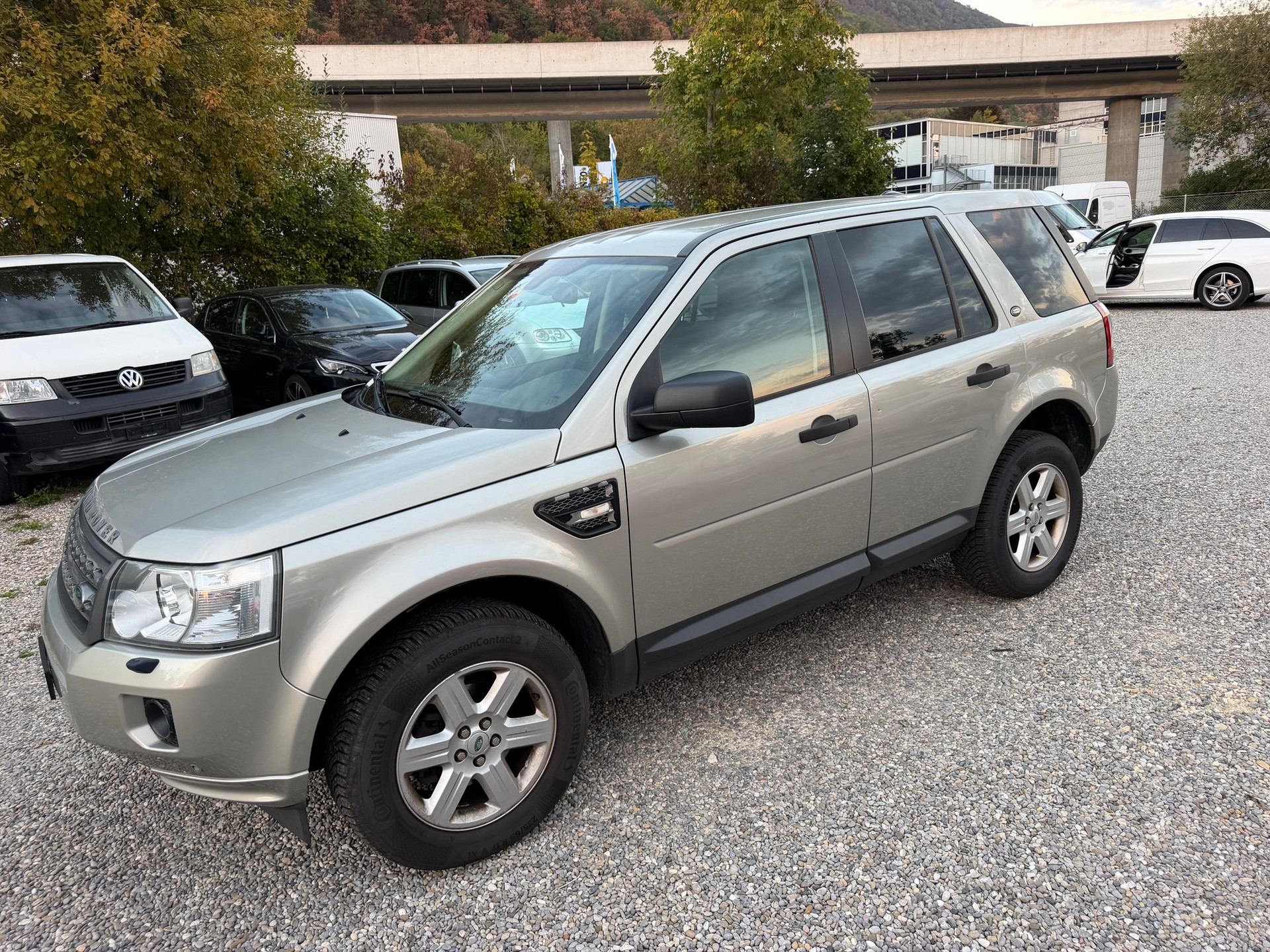 LAND ROVER Freelander 2.2 TD4 S-image-1