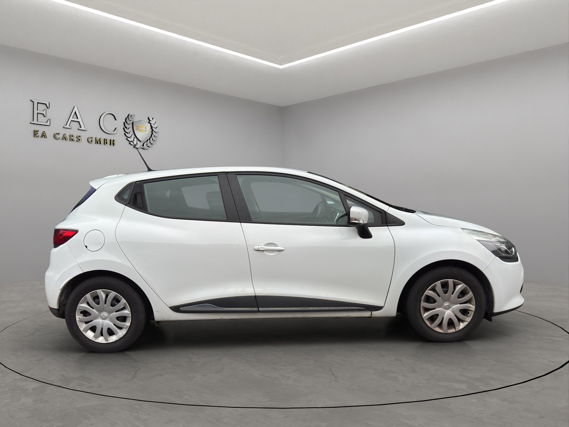 RENAULT Clio 0.9 12V Swiss Edition **Frisch ab MFK und Service**-image-5