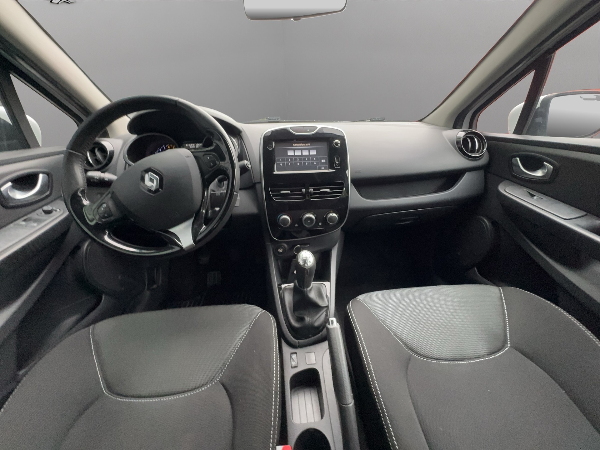 RENAULT Clio 0.9 12V Swiss Edition **Frisch ab MFK und Service**-image-12