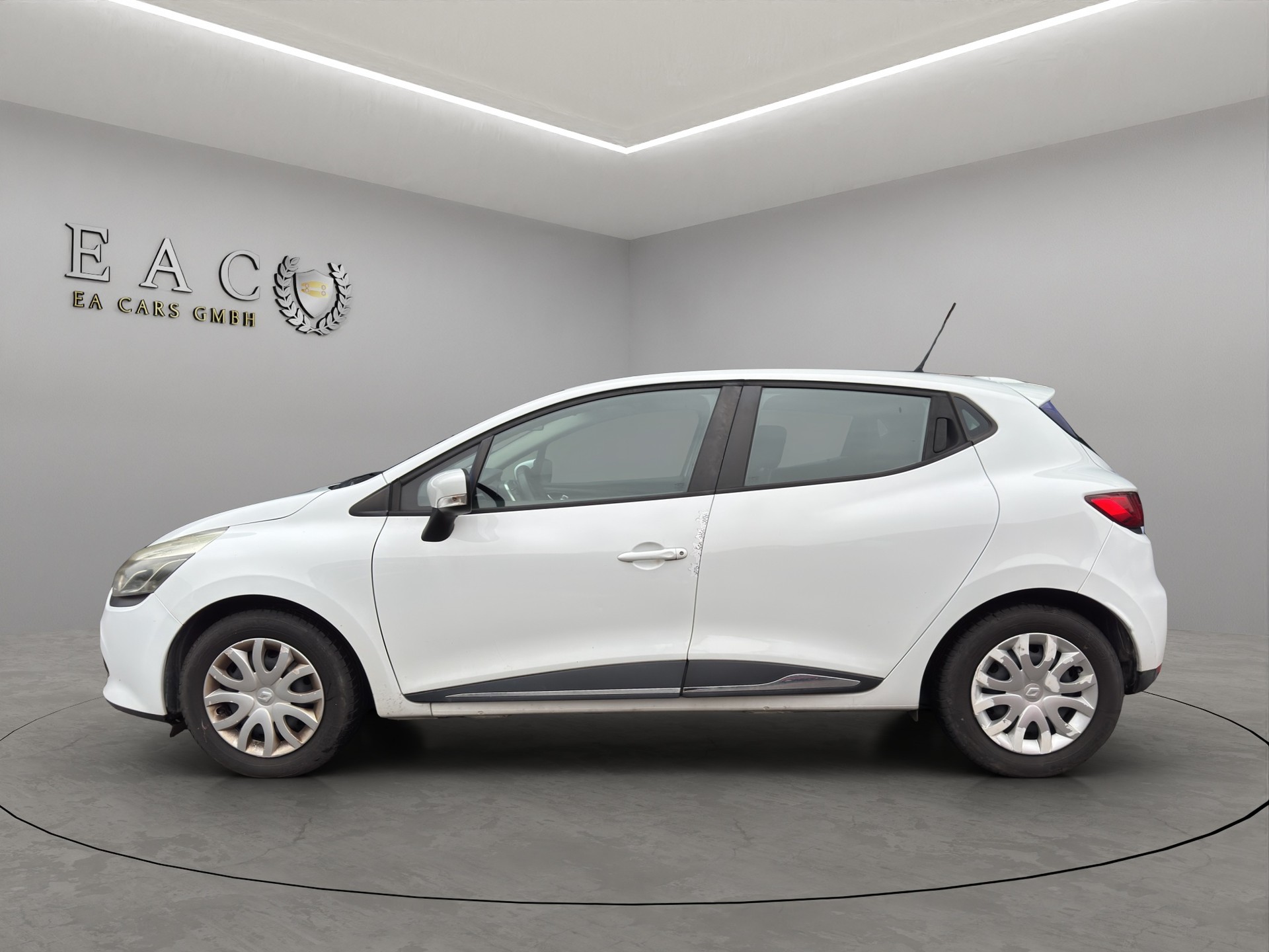 RENAULT Clio 0.9 12V Swiss Edition **Frisch ab MFK und Service**-image-1
