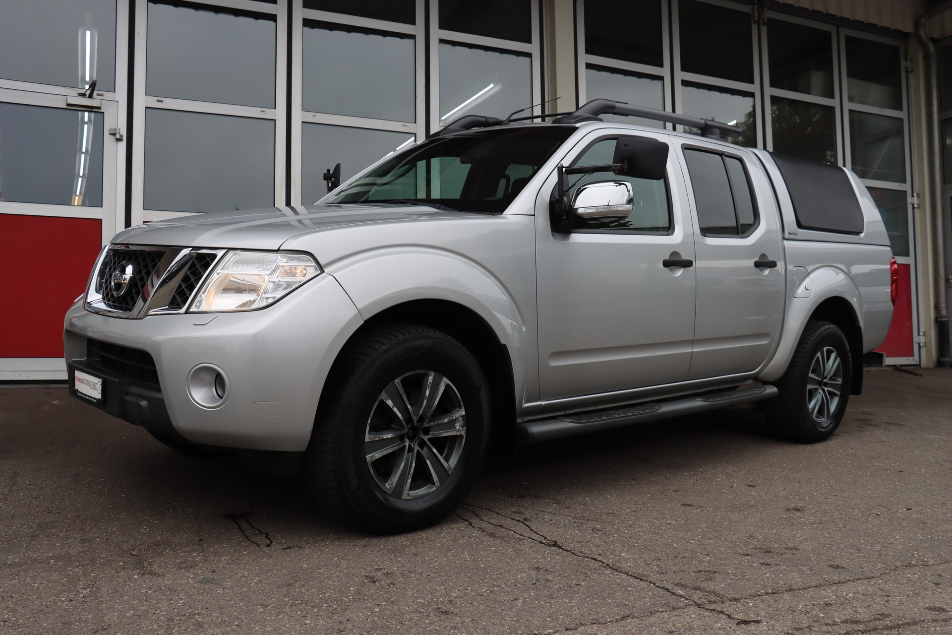 NISSAN 3.0 V6 DC 4WD 6000Kg Anhängelast