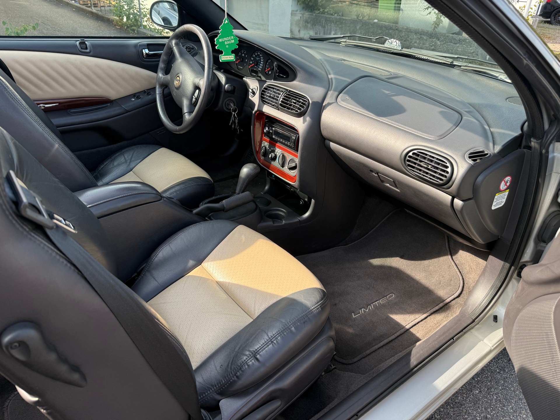 CHRYSLER Stratus 2.5 V6 LX Cabrio-image-7