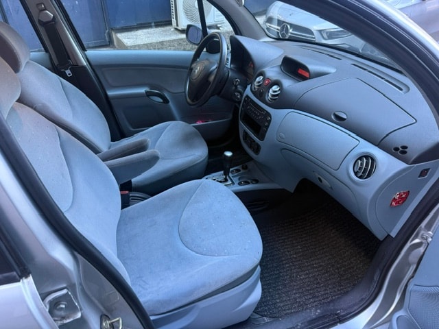 CITROEN C3 1.4i SX Automatic-image-11