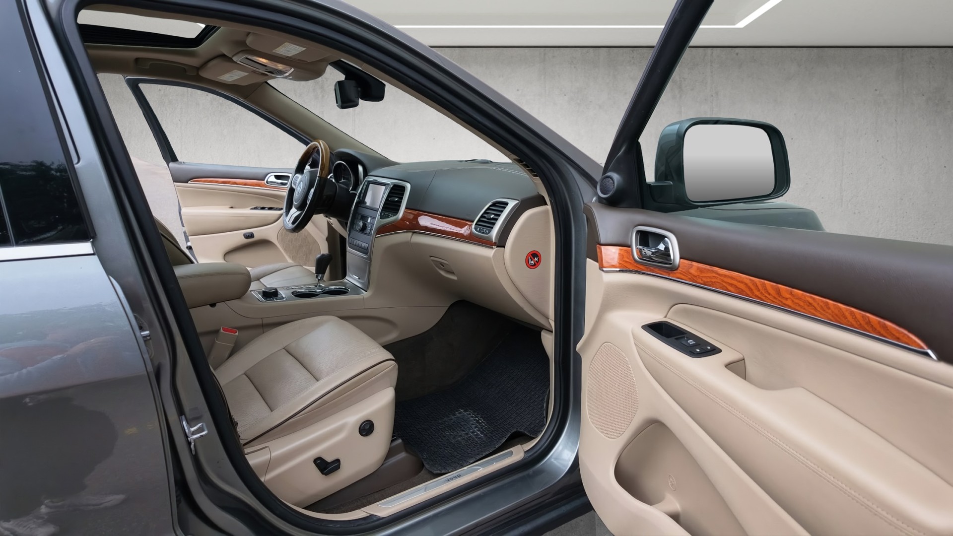 JEEP Grand Cherokee 3.0 CRD Overland Automatic-image-6