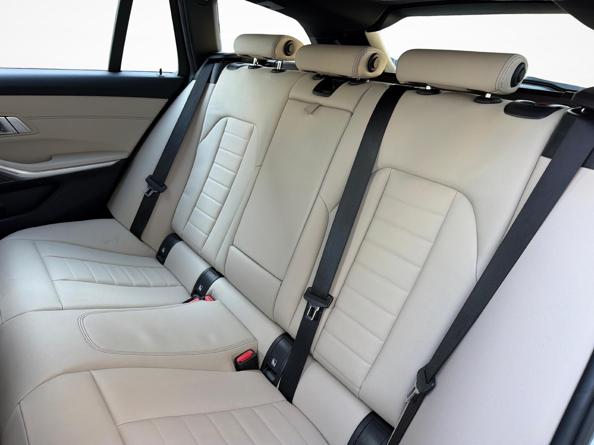 BMW 3er Reihe G21 Touring M340i xDrive-image-19