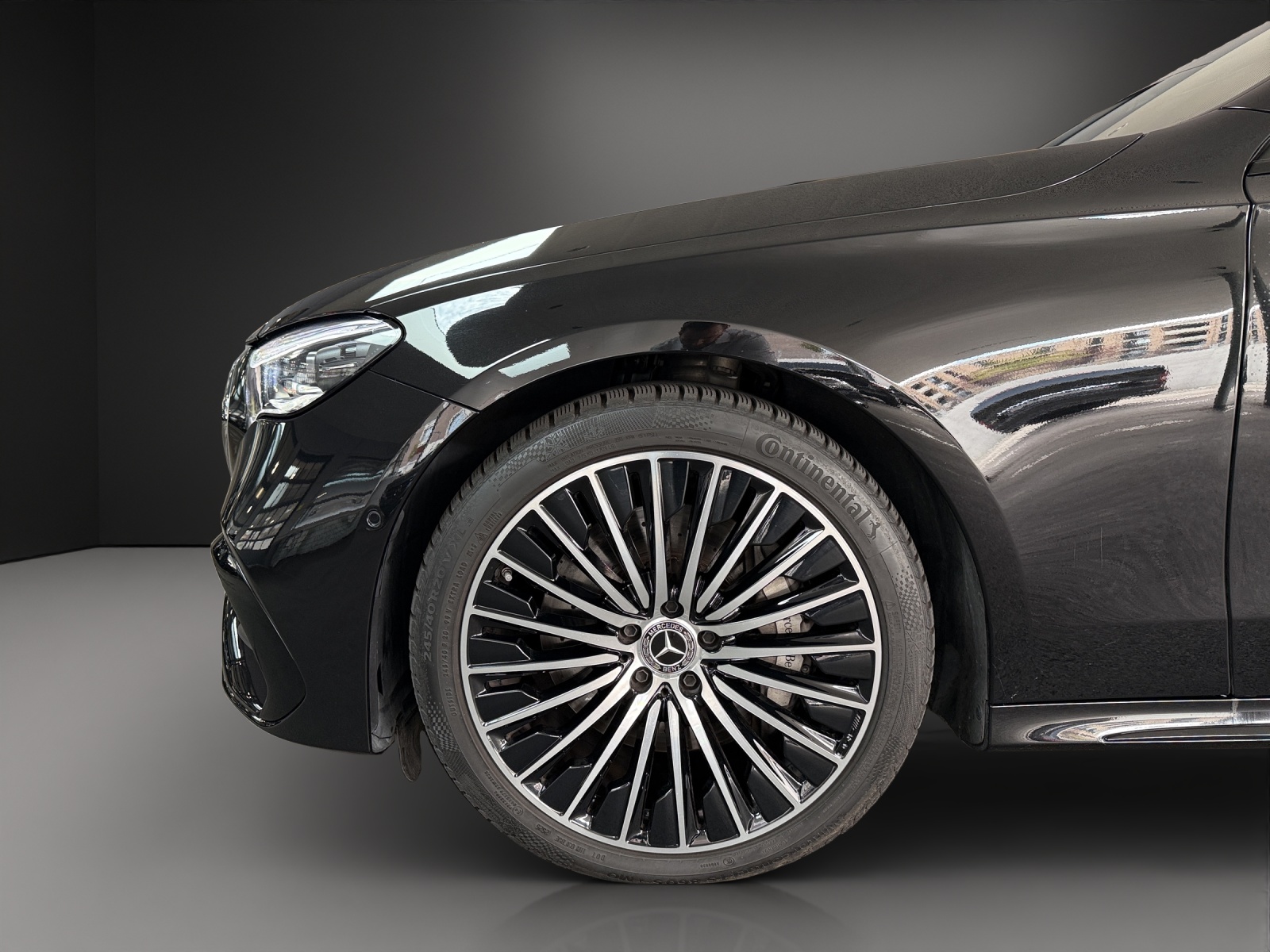 MERCEDES-BENZ E 220 d T 4Matic 9G-Tronic-image-8