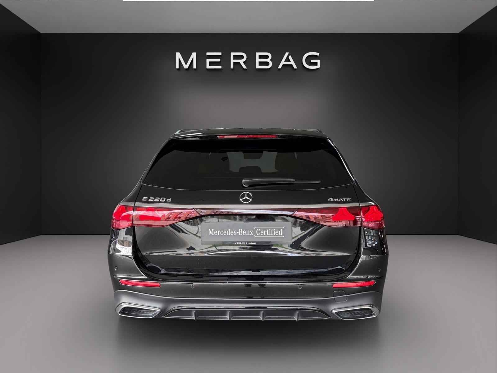 MERCEDES-BENZ E 220 d T 4Matic 9G-Tronic-image-4