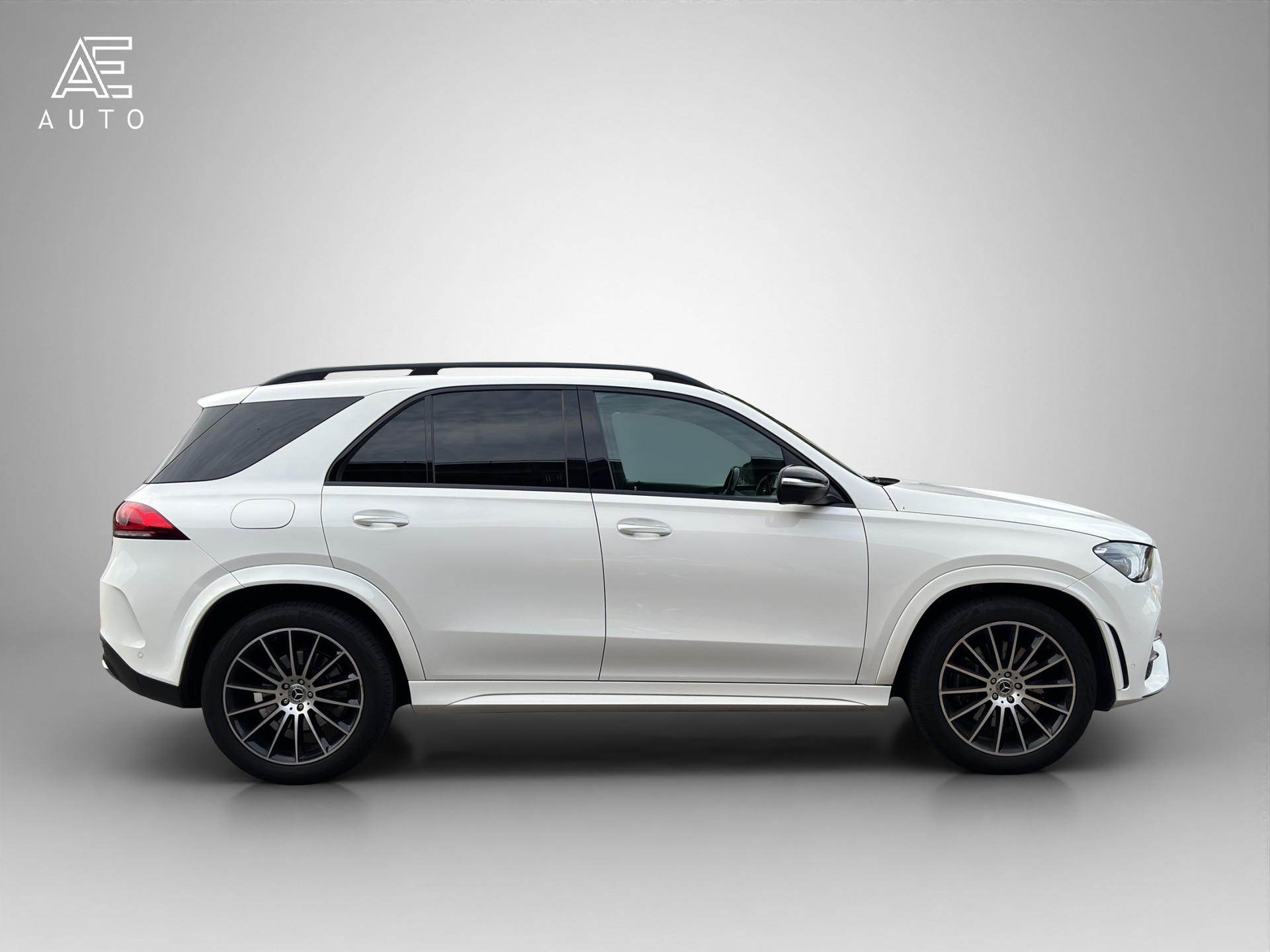 MERCEDES-BENZ GLE 400 d 4Matic AMG Line 9G-Tronic-image-7