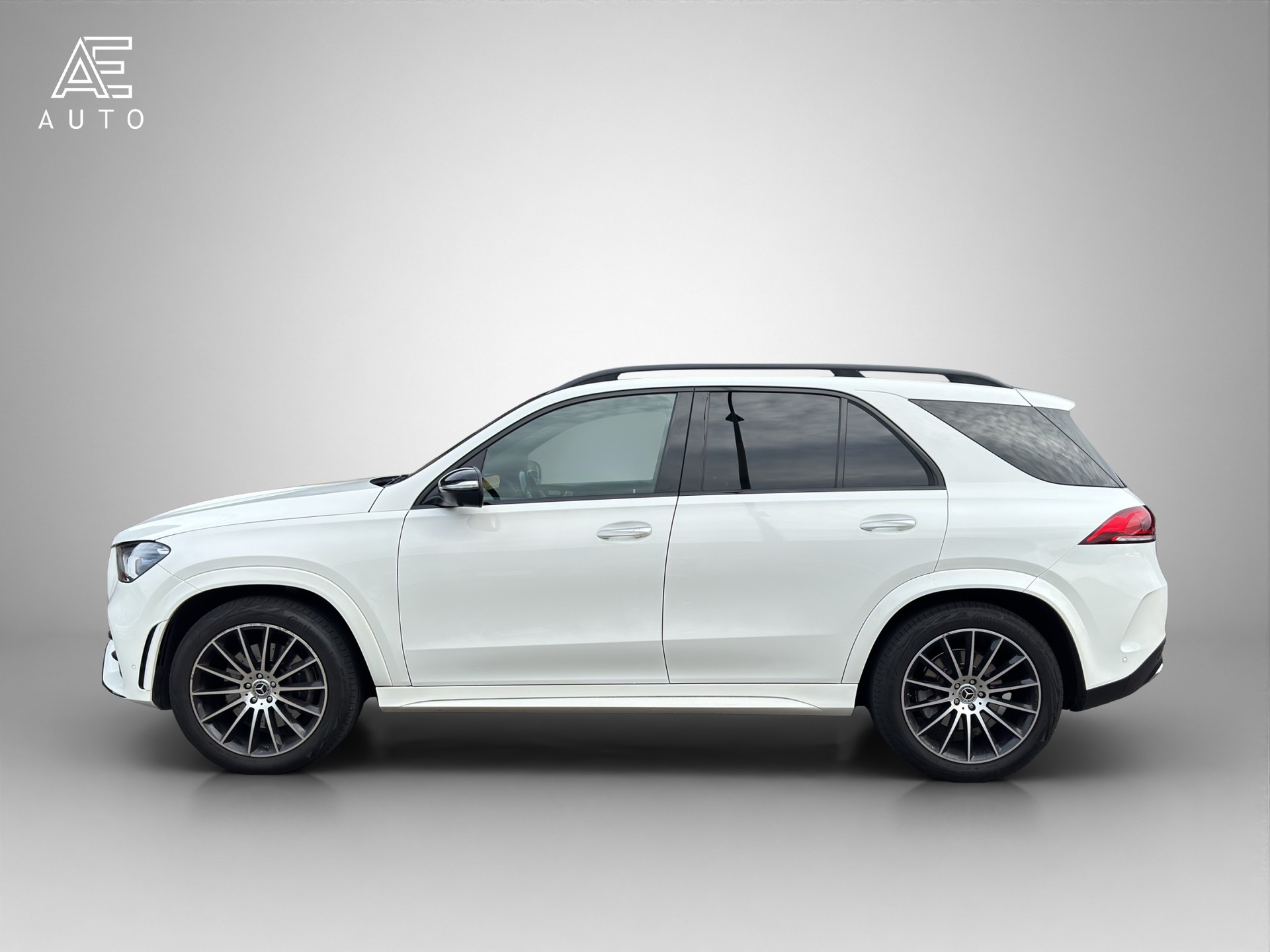 MERCEDES-BENZ GLE 400 d 4Matic AMG Line 9G-Tronic-image-3
