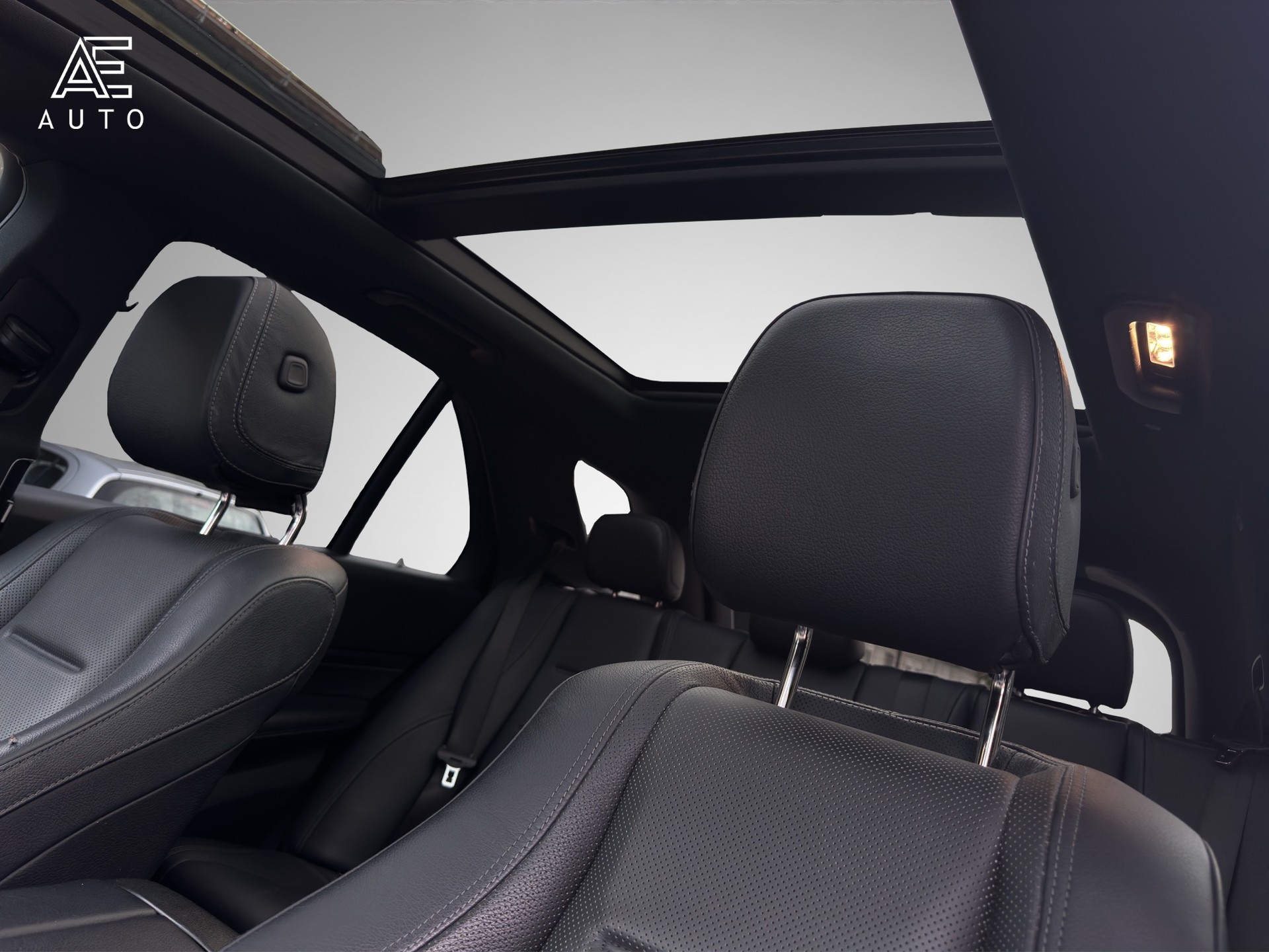 MERCEDES-BENZ GLE 400 d 4Matic AMG Line 9G-Tronic-image-13